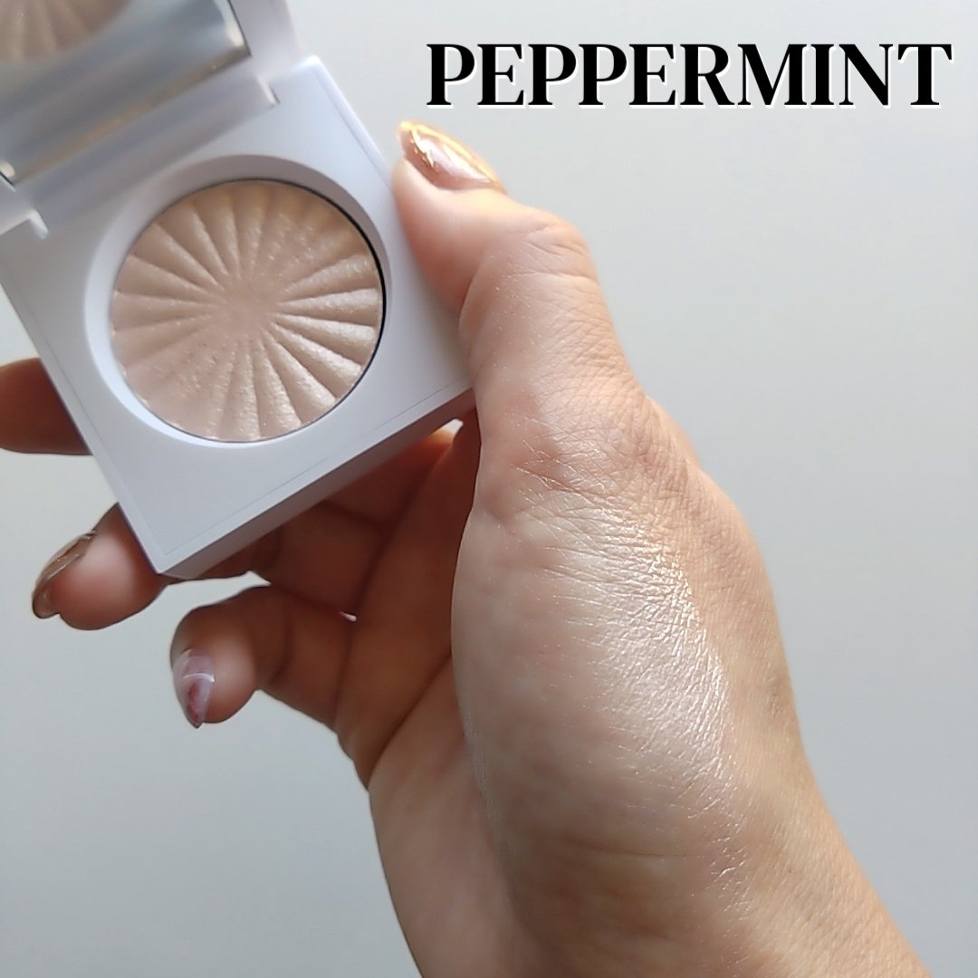 OFRA mini Highlighter/Ofra Cosmetics/パウダーハイライトを使ったクチコミ（3枚目）