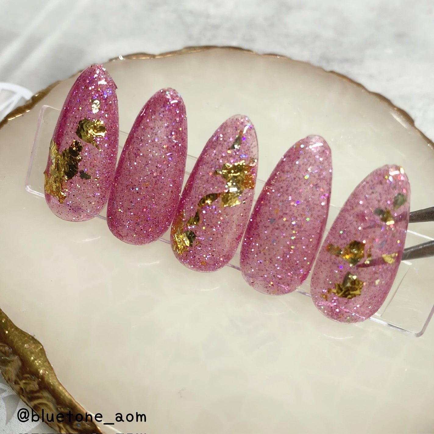 ⋆͛🦖⋆͛aomi on LIPS 「オリジナルフラッシュパープルみのあるピンク!オーロラのラメも入..」(7枚目)