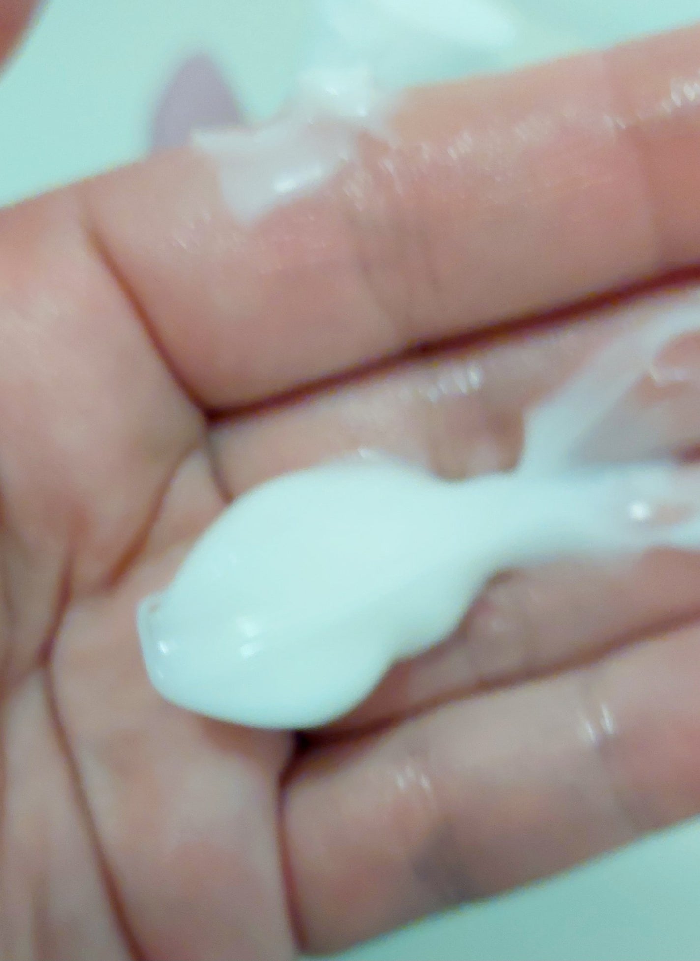 puni on LIPS 「DianeLotusキューティクルヘアパック〈まとまり〉 ハイ..」(3枚目)