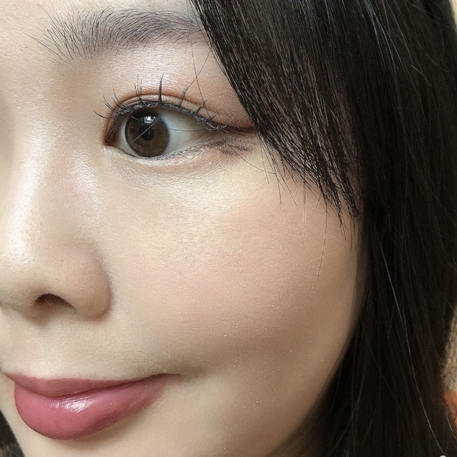 ライティングアップアイシャドウ/CEZANNE/アイシャドウを使ったクチコミ（2枚目）