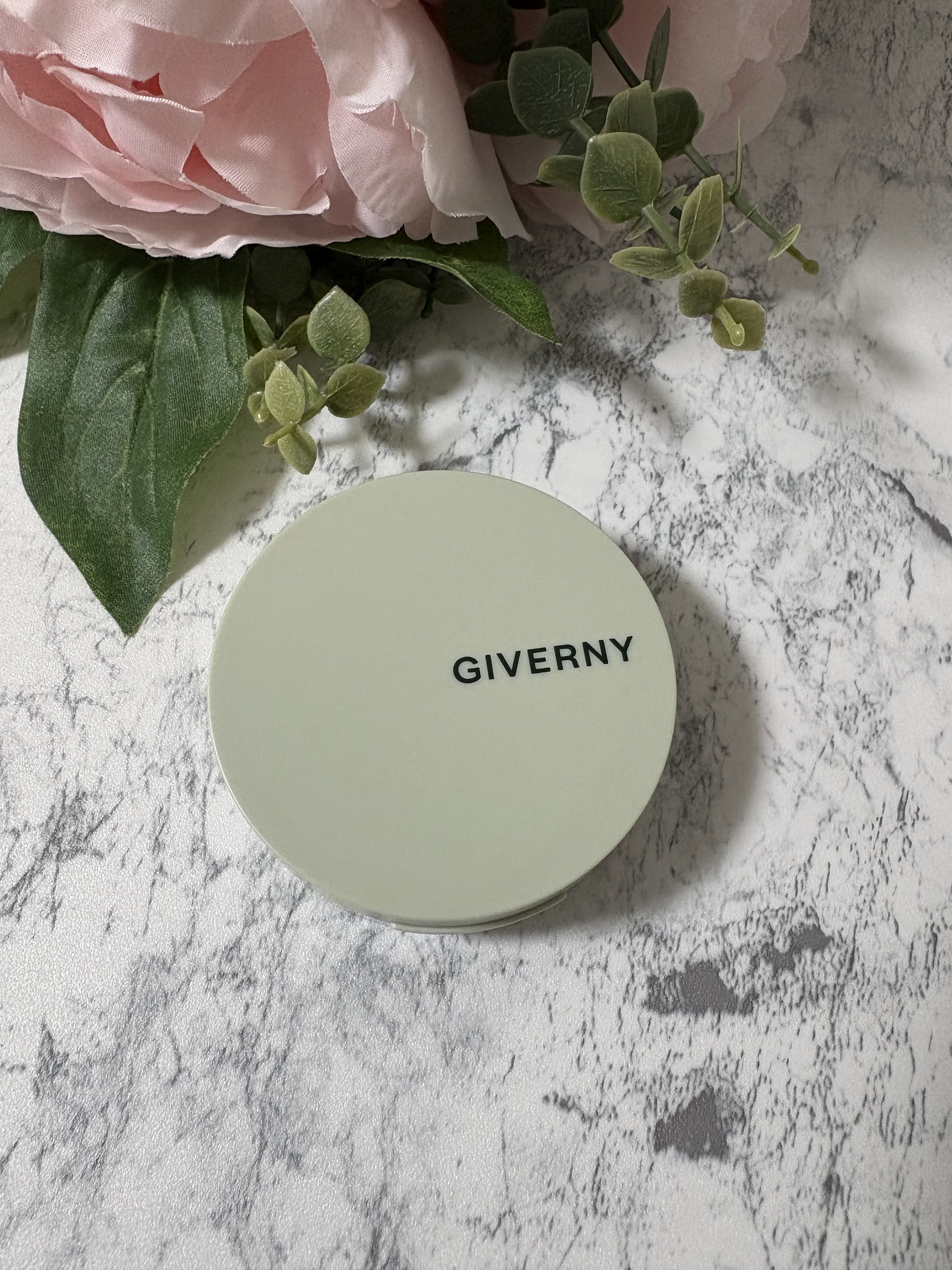 ジヴェルニー 密着カバークッション/GIVERNY/クッションファンデーションを使ったクチコミ（2枚目）