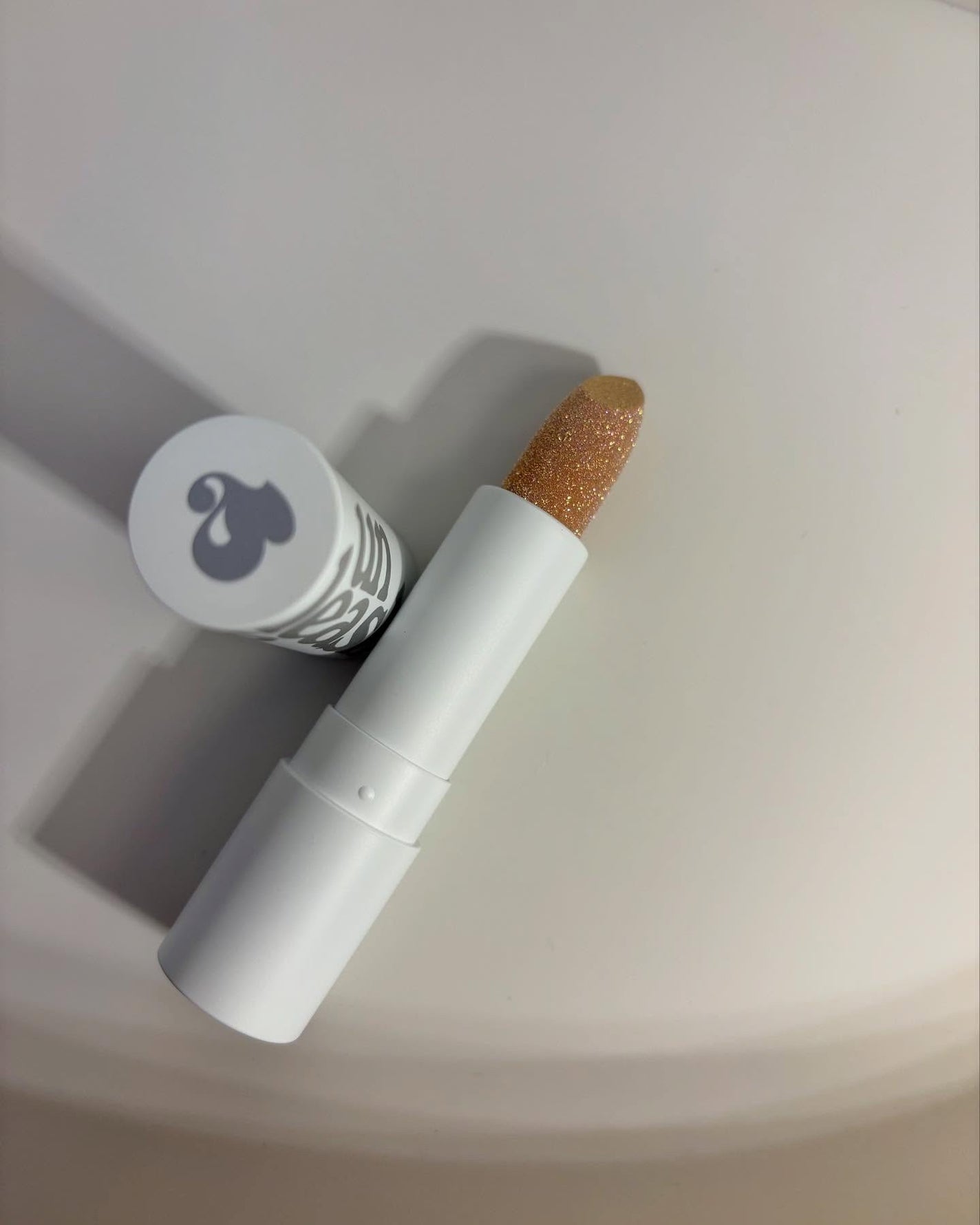 グレイシャーヴィーガンリップバーム/unleashia/リップバームを使ったクチコミ(6枚目)