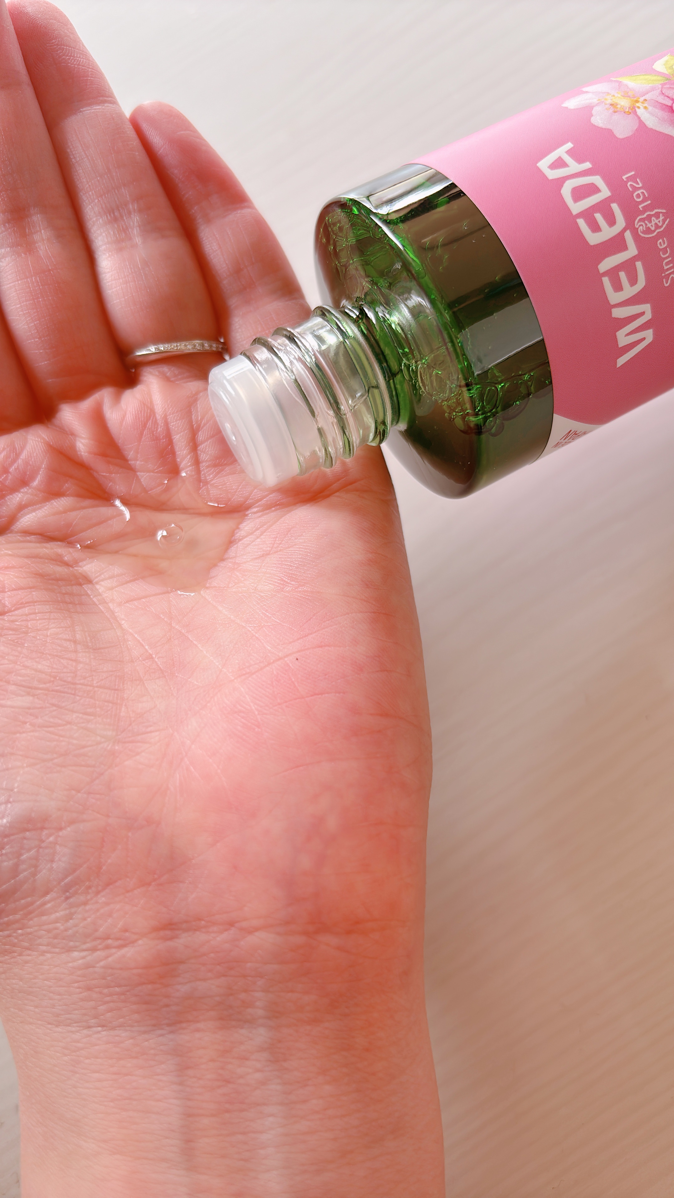 ワイルドローズ スムージングローション/WELEDA/化粧水を使ったクチコミ（2枚目）