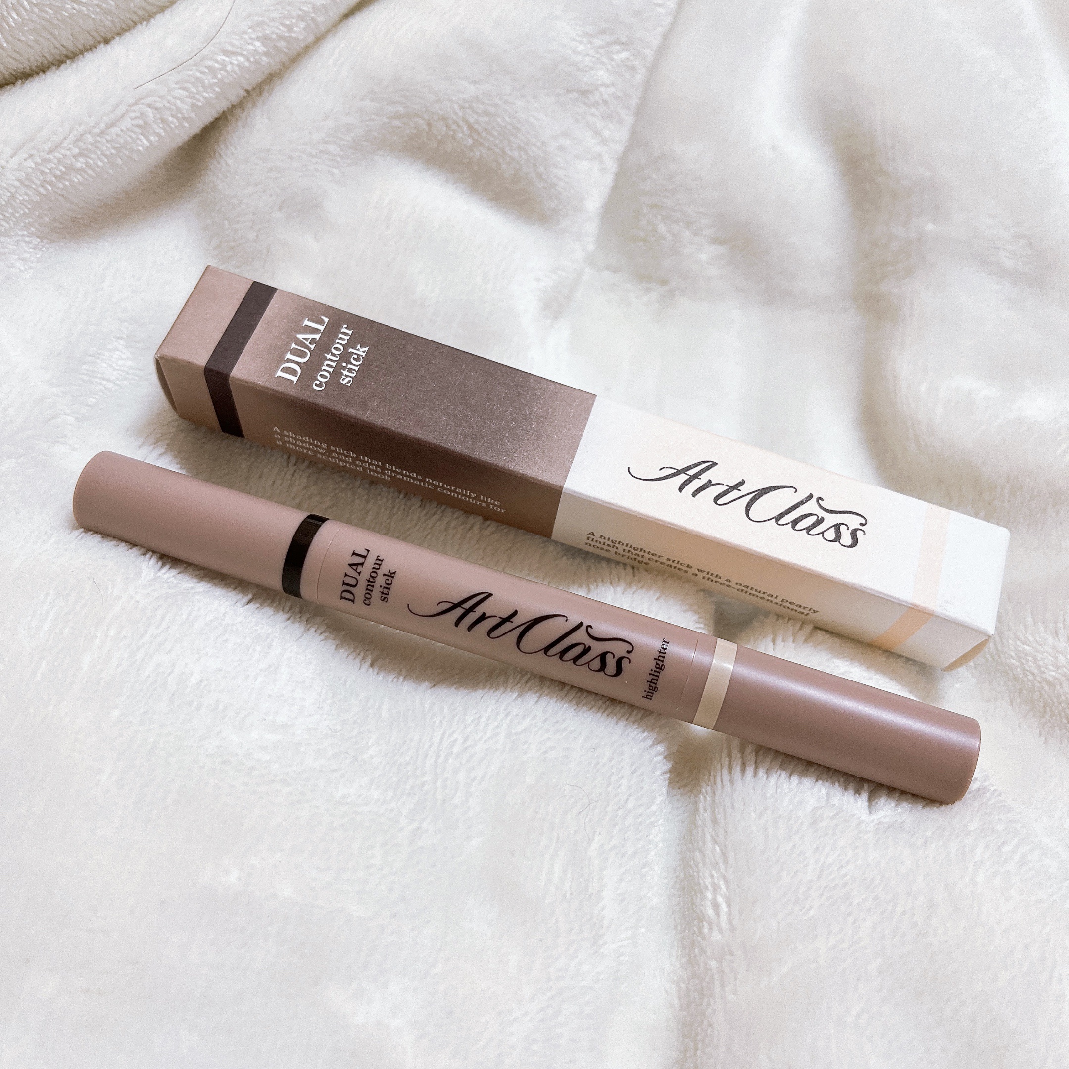 アートクラス デュアル コントゥアスティック/too cool for school/シェーディングを使ったクチコミ（2枚目）