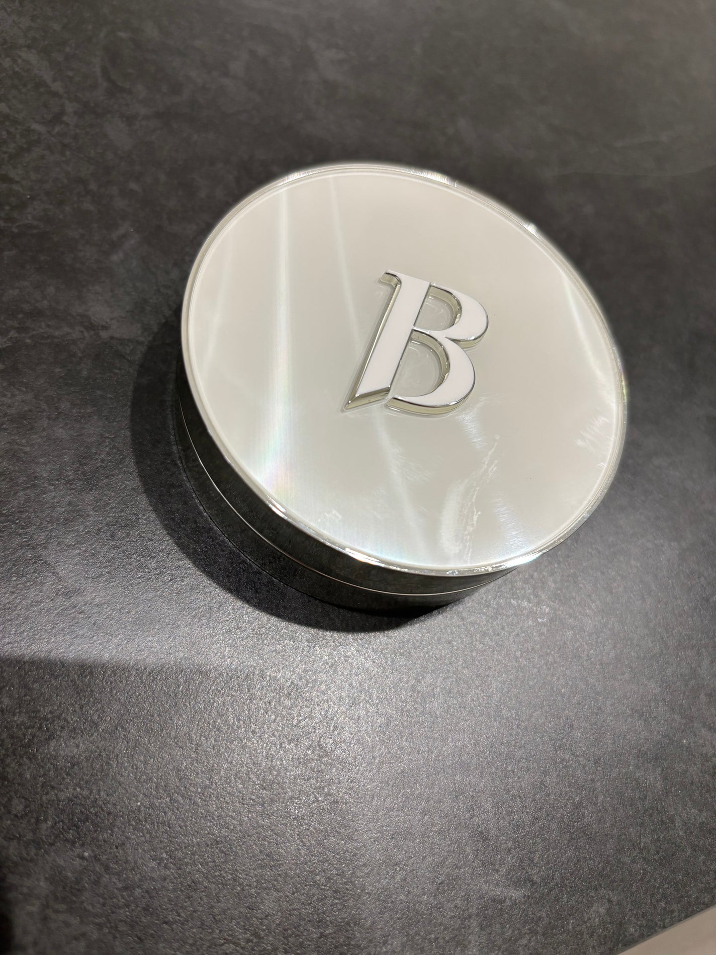 カバーリシャス アルティメット ホワイトクッション/BANILA CO/クッションファンデーションを使ったクチコミ(1枚目)