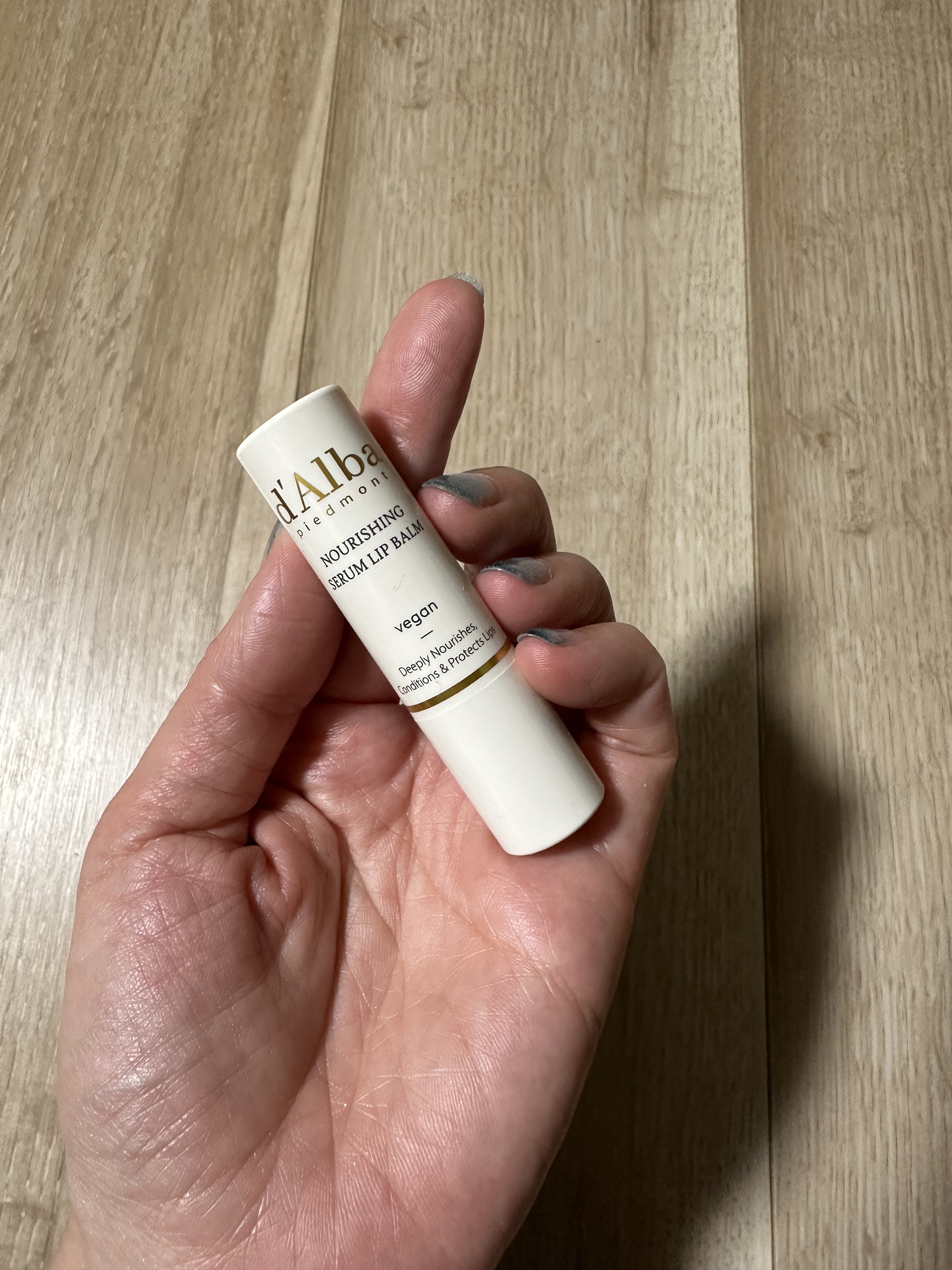 ホワイトトリュフナリシングセラムリップバーム/ダルバ/リップバームを使ったクチコミ（2枚目）