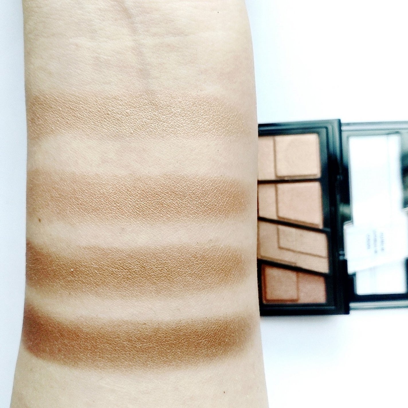 デザイニングブラウンアイズ/KATE/アイシャドウパレットを使ったクチコミ(7枚目)