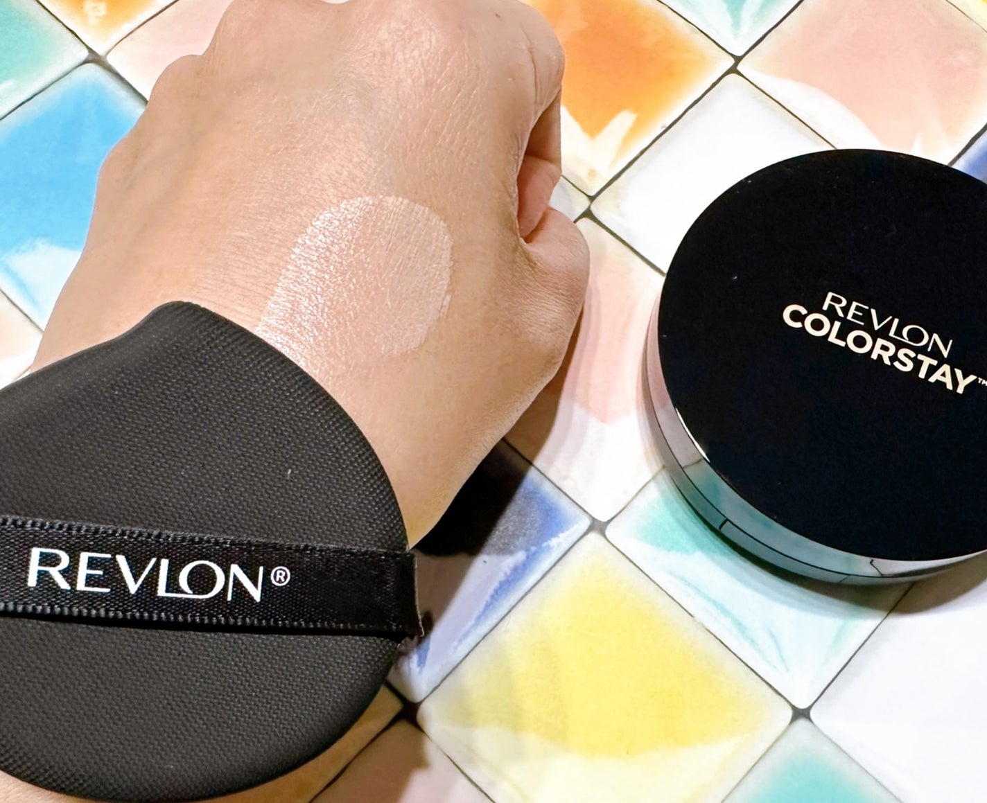 memeフォロバ100 on LIPS 「レブロンカラーステイロングウェアUVクッションファンデーション..」(5枚目)