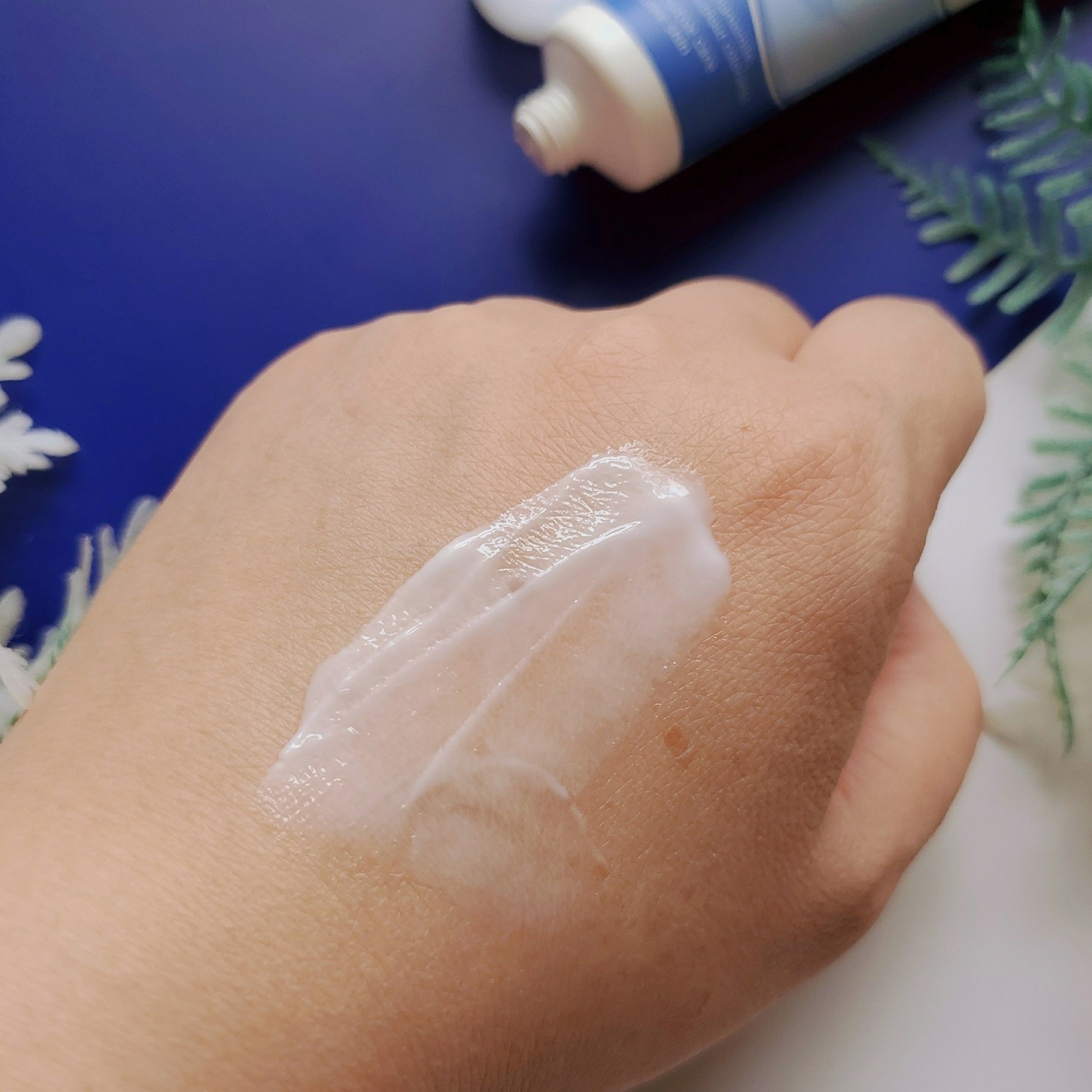 ハンド＆ネイルクリーム センシティブ 3OML ミニ/カミール/ハンドクリームを使ったクチコミ（3枚目）