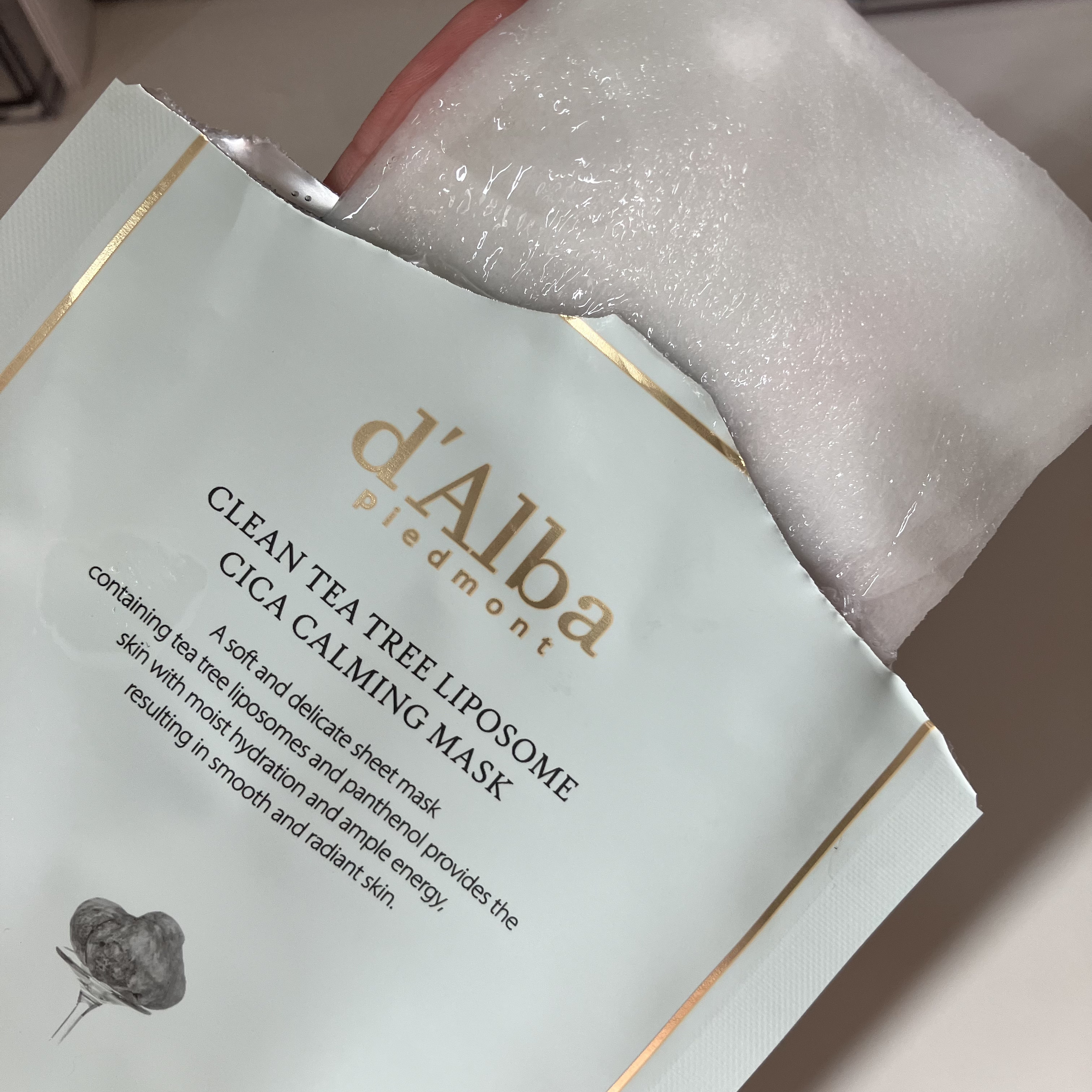 クリーンティーツリーリポソーム シカカーミングマスク/ダルバ/シートマスク・パックを使ったクチコミ（3枚目）