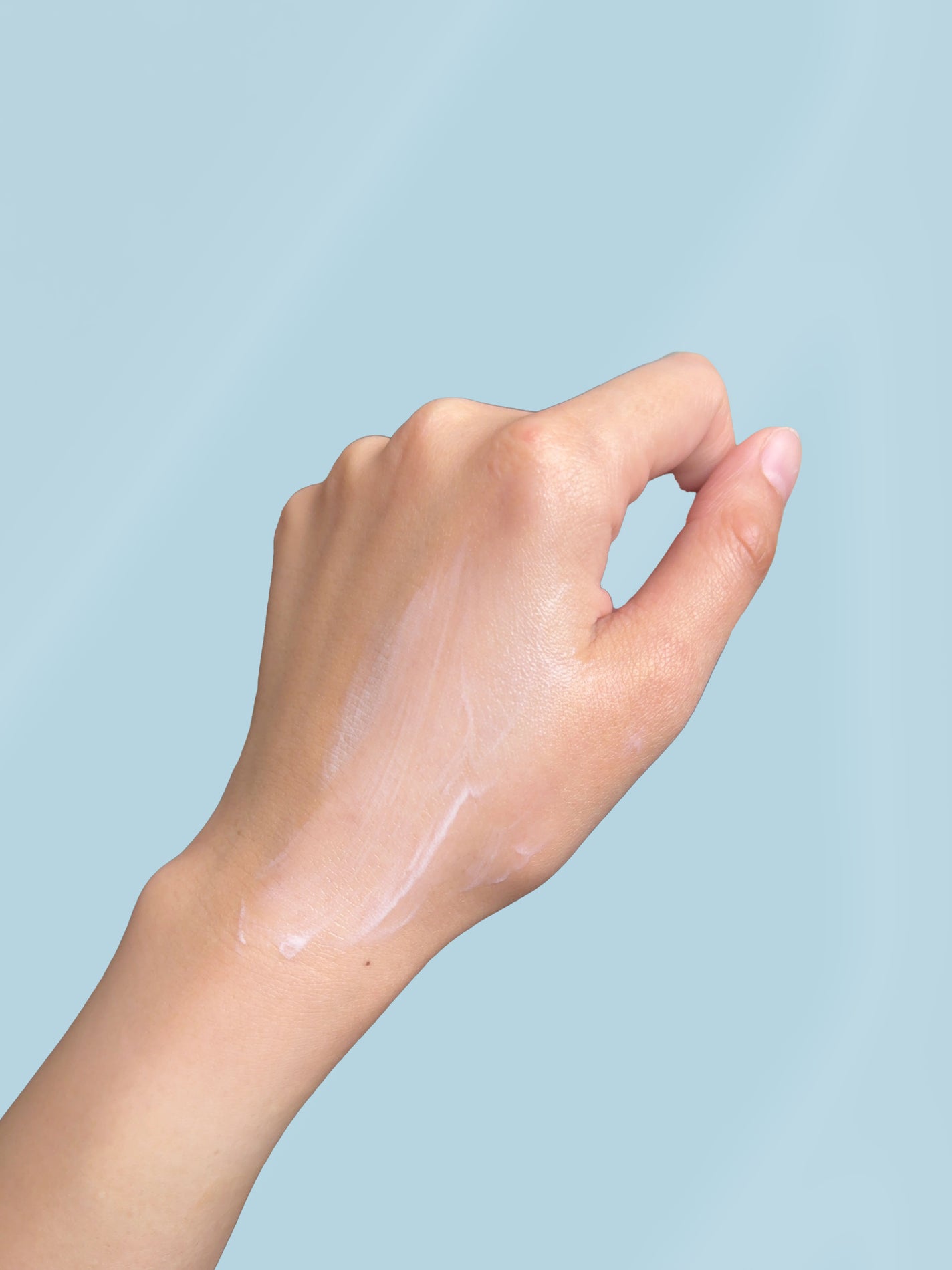 ヒアルーシカ ウォーターフィット サンセラム/SKIN1004/日焼け止めローションを使ったクチコミ(2枚目)