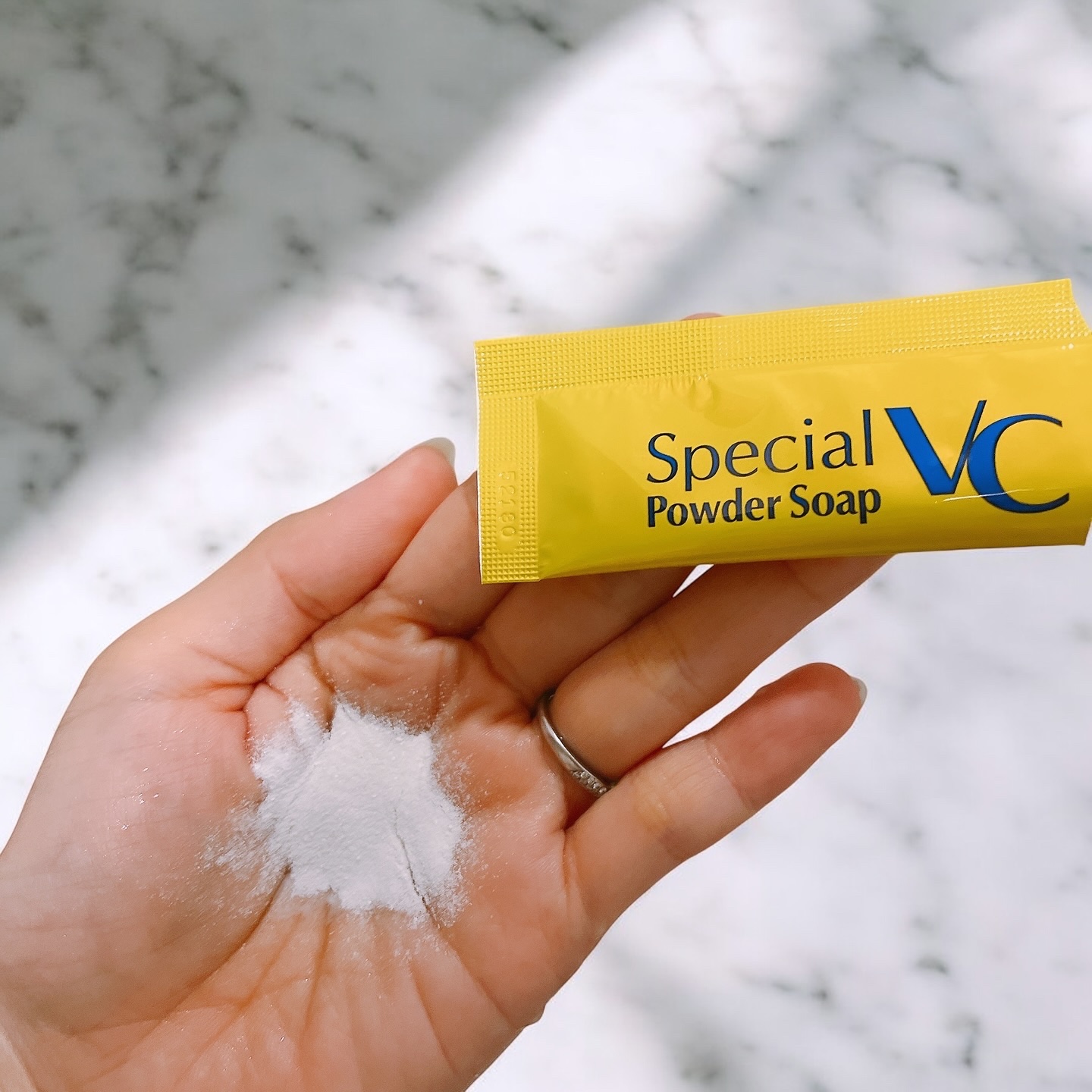 スペシャルパウダーソープＶＣ/Cure/洗顔パウダーを使ったクチコミ（3枚目）