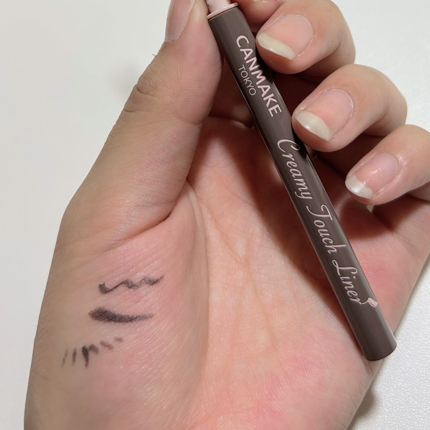 クリーミータッチライナー/キャンメイク/ジェルアイライナーを使ったクチコミ(4枚目)