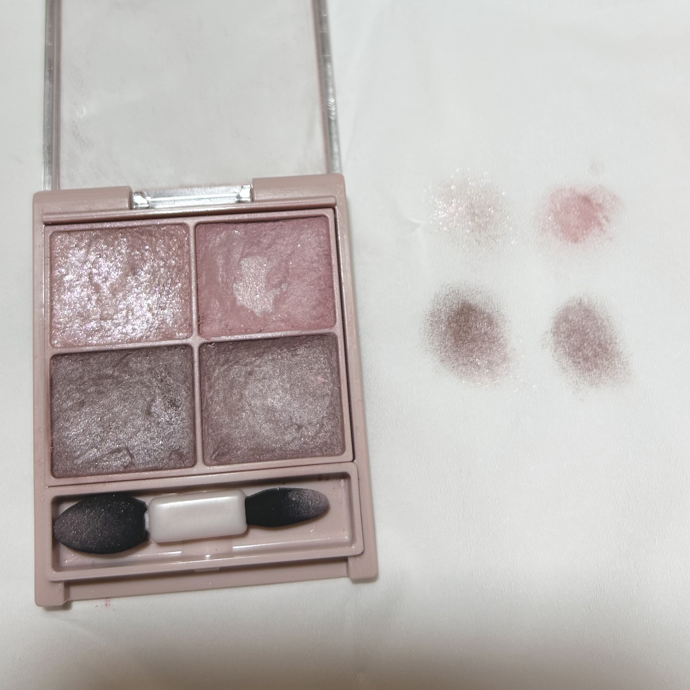 キャンメイク シルキースフレアイズ（マットタイプ）のクチコミ「名前負けしてない天才アイシャドウ…かわいすぎて本当に毎日使いたい🤦‍♀️💞

#春コスメ購入品.....」（2枚目）