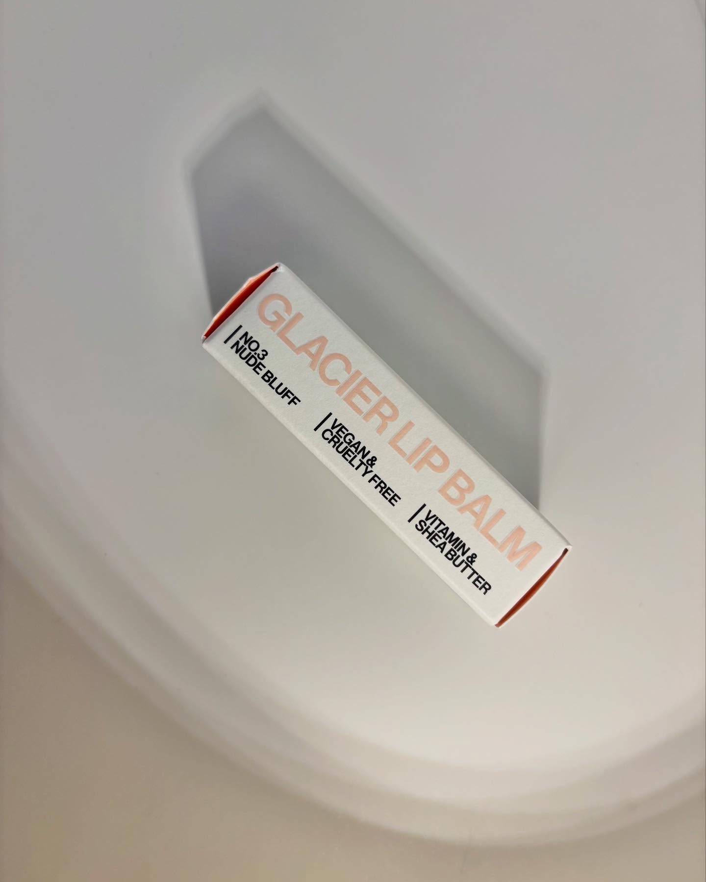 グレイシャーヴィーガンリップバーム/unleashia/リップバームを使ったクチコミ（3枚目）