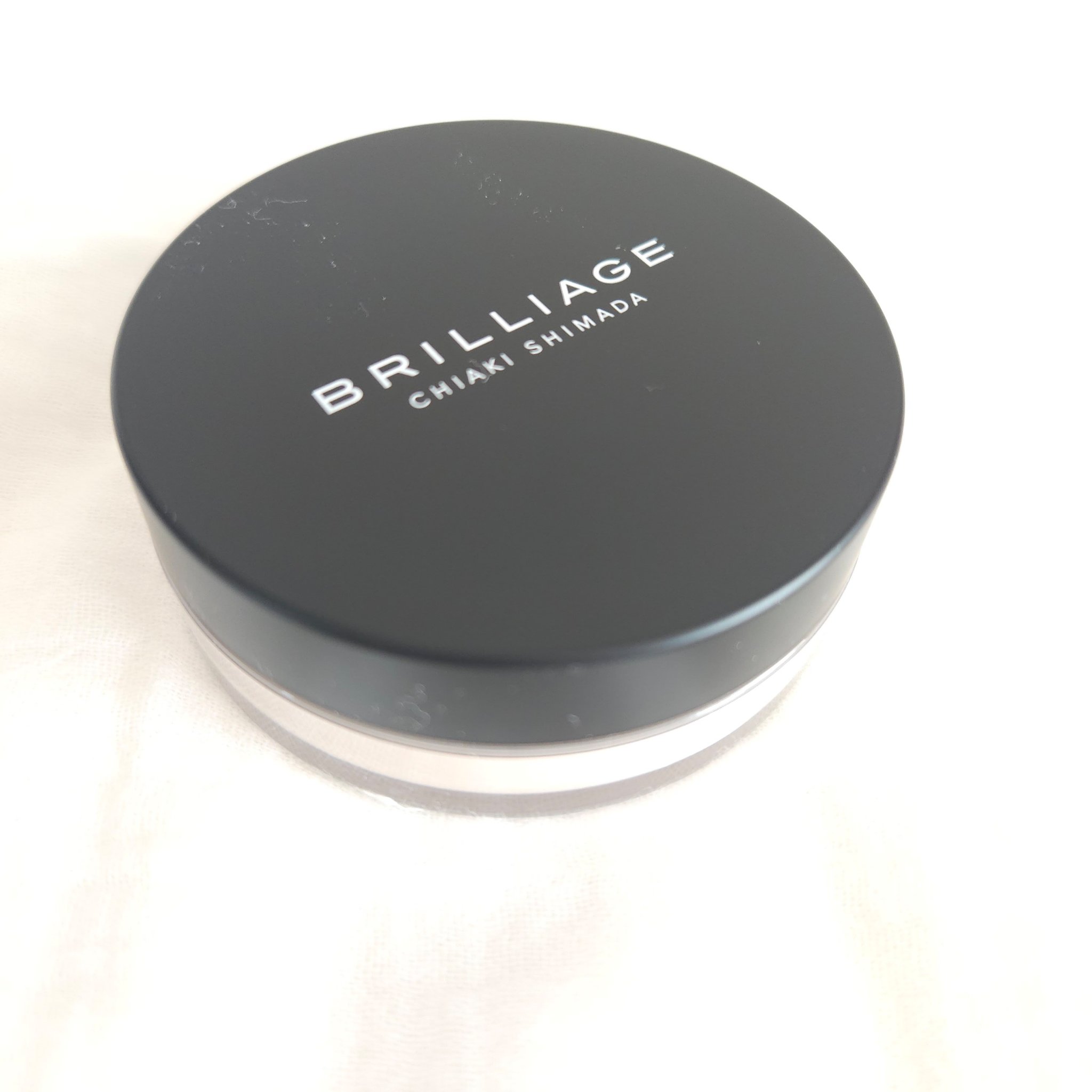 ブリリアージュ シリーズ

スプリングコレクション🩷


これからの暑い時期に向けての
ベースメイク
＼コレ使ってみて！／

*・・・ーーーーーーーーーー・・・*.。o○

✅パウダー

💎エクセレント ルミナス グロウパウダー

粒子