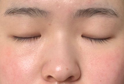 espoir エスポア ビーグロー ボリュームクッションのクチコミ「しっとりしててまあまあカバーしてくれます
最近はtfitの黒か エスポアを使っています 
#韓.....」(1枚目)