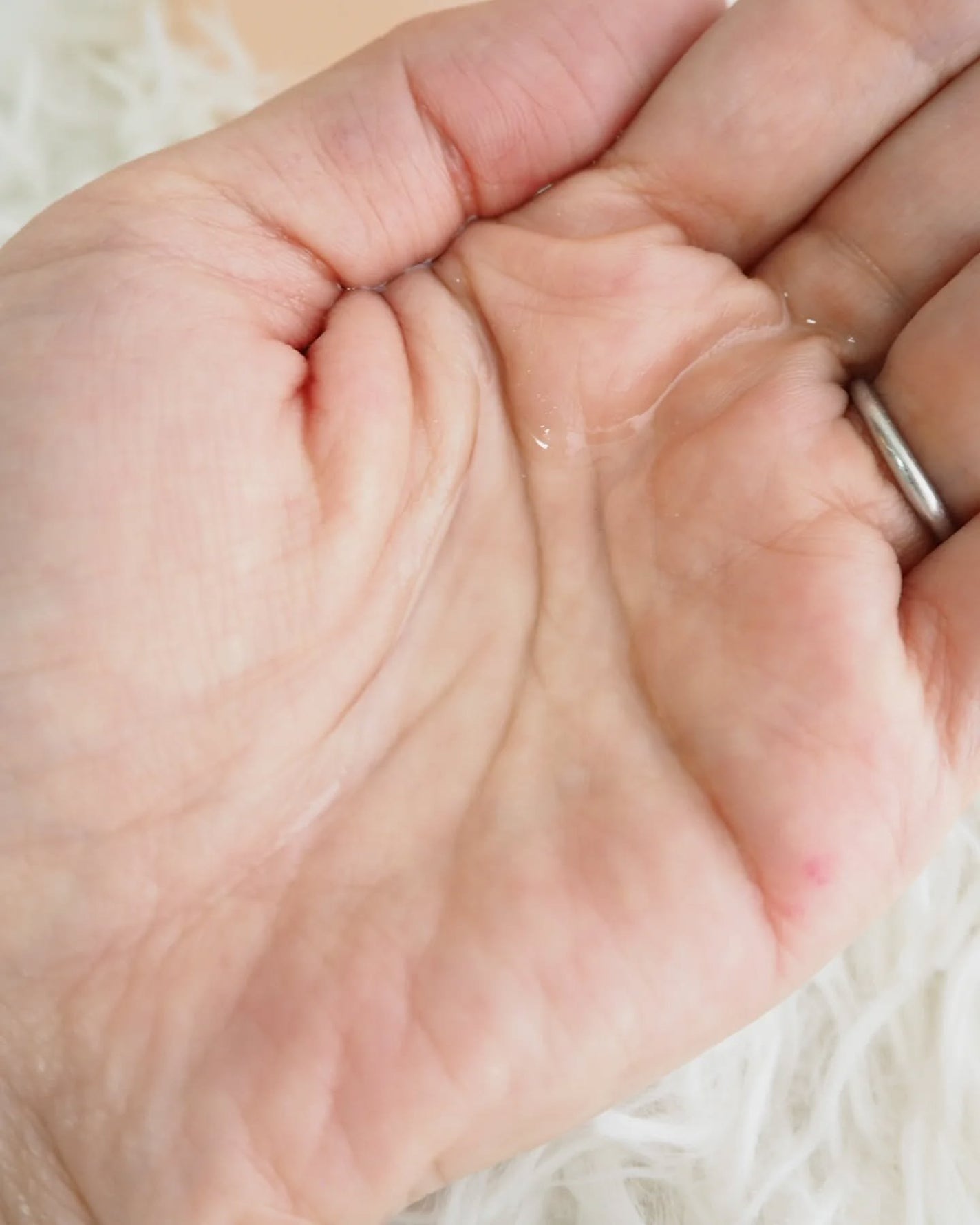 セラム化粧水/URUOIN/化粧水を使ったクチコミ(4枚目)