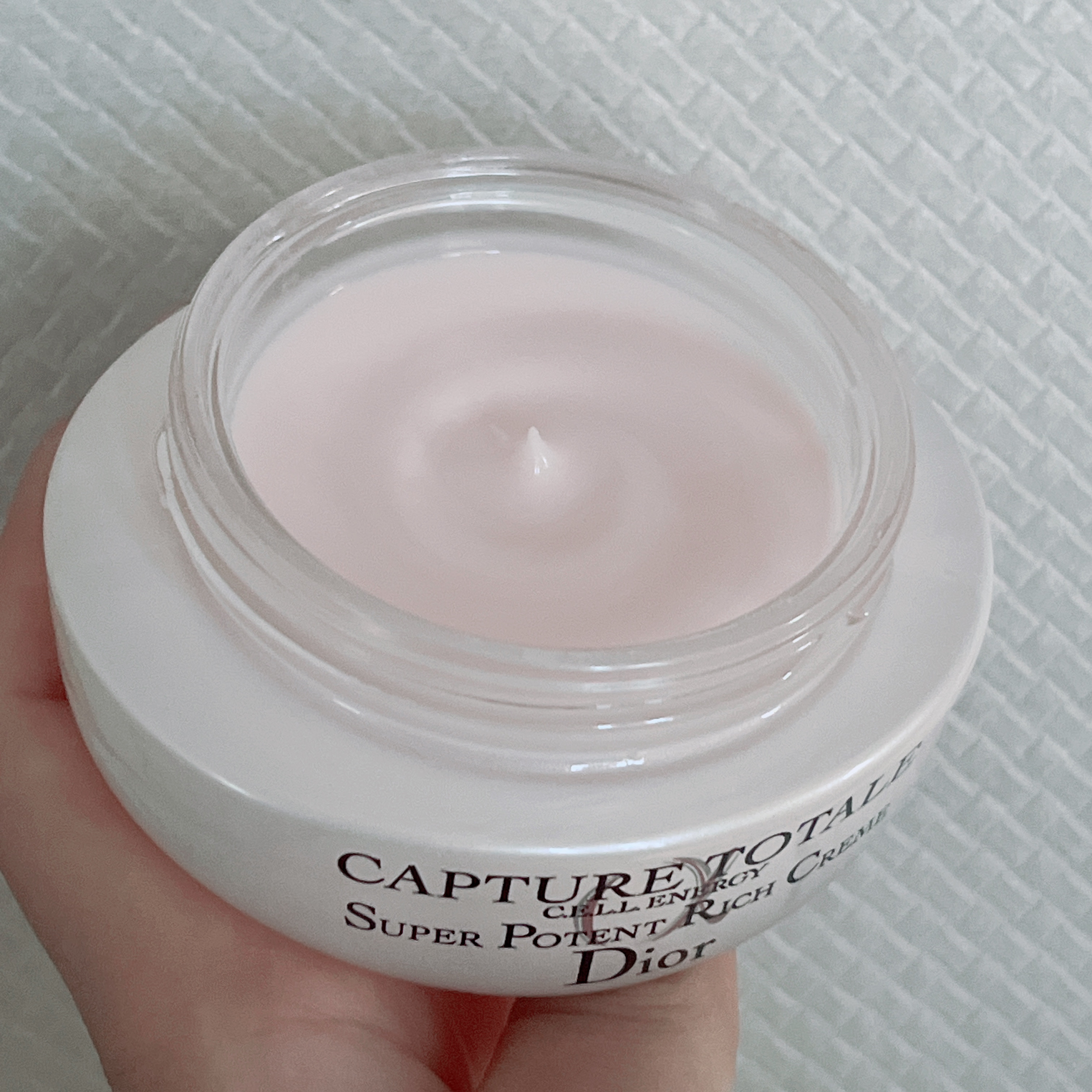 カプチュール トータル セル ENGY リッチ クリーム/Dior/フェイスクリームを使ったクチコミ（3枚目）