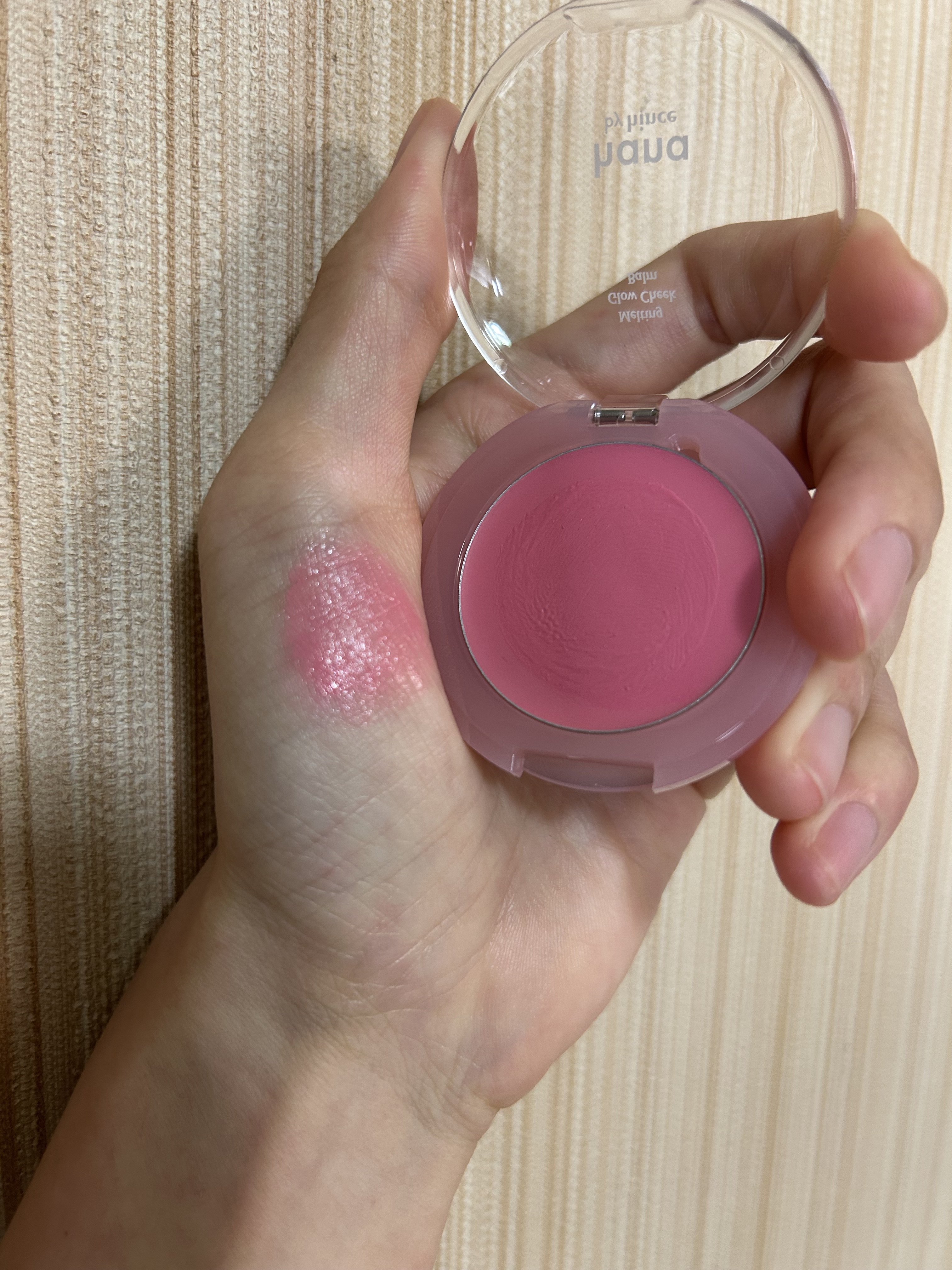 メルティンググロウチークバーム 02 ベリー/hana by hince/ジェル・クリームチークを使ったクチコミ（1枚目）