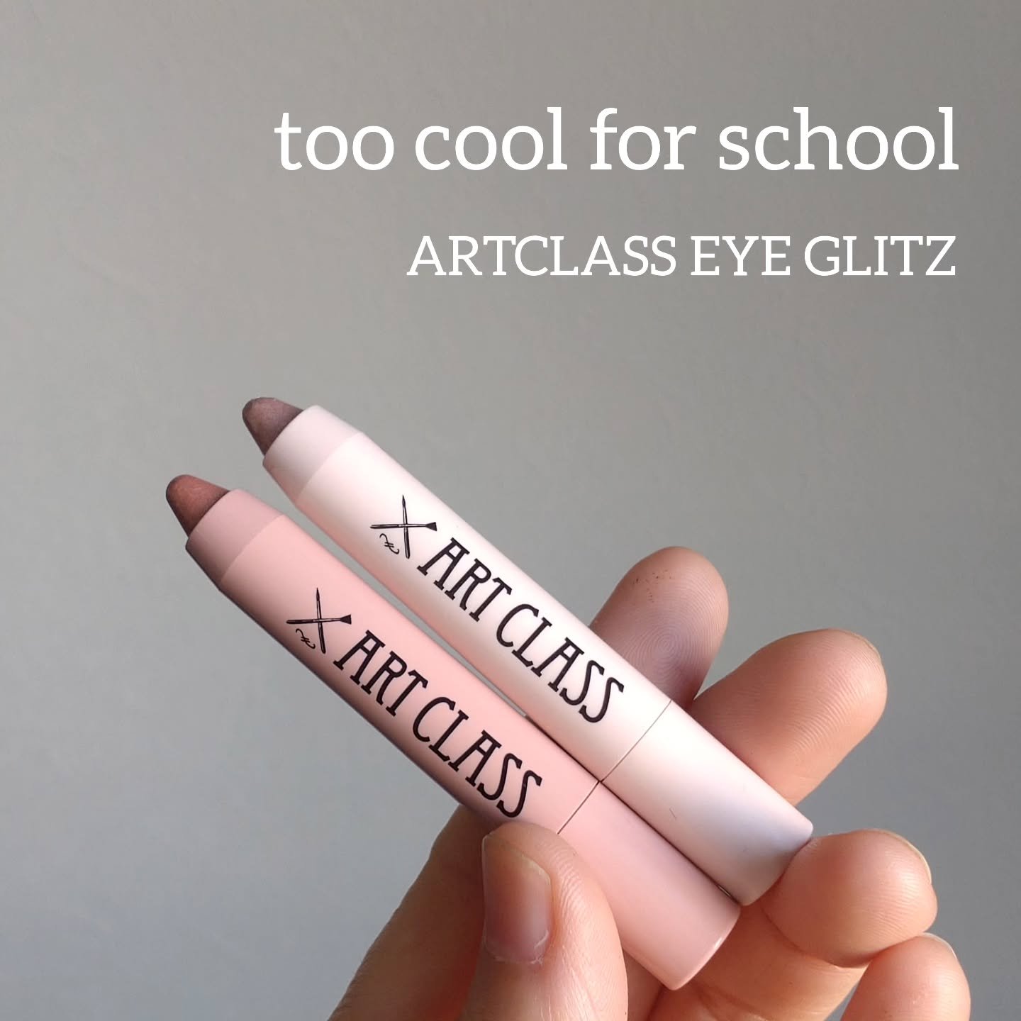 アートクラス アイグリッツ/too cool for school/スティックアイシャドウを使ったクチコミ（1枚目）