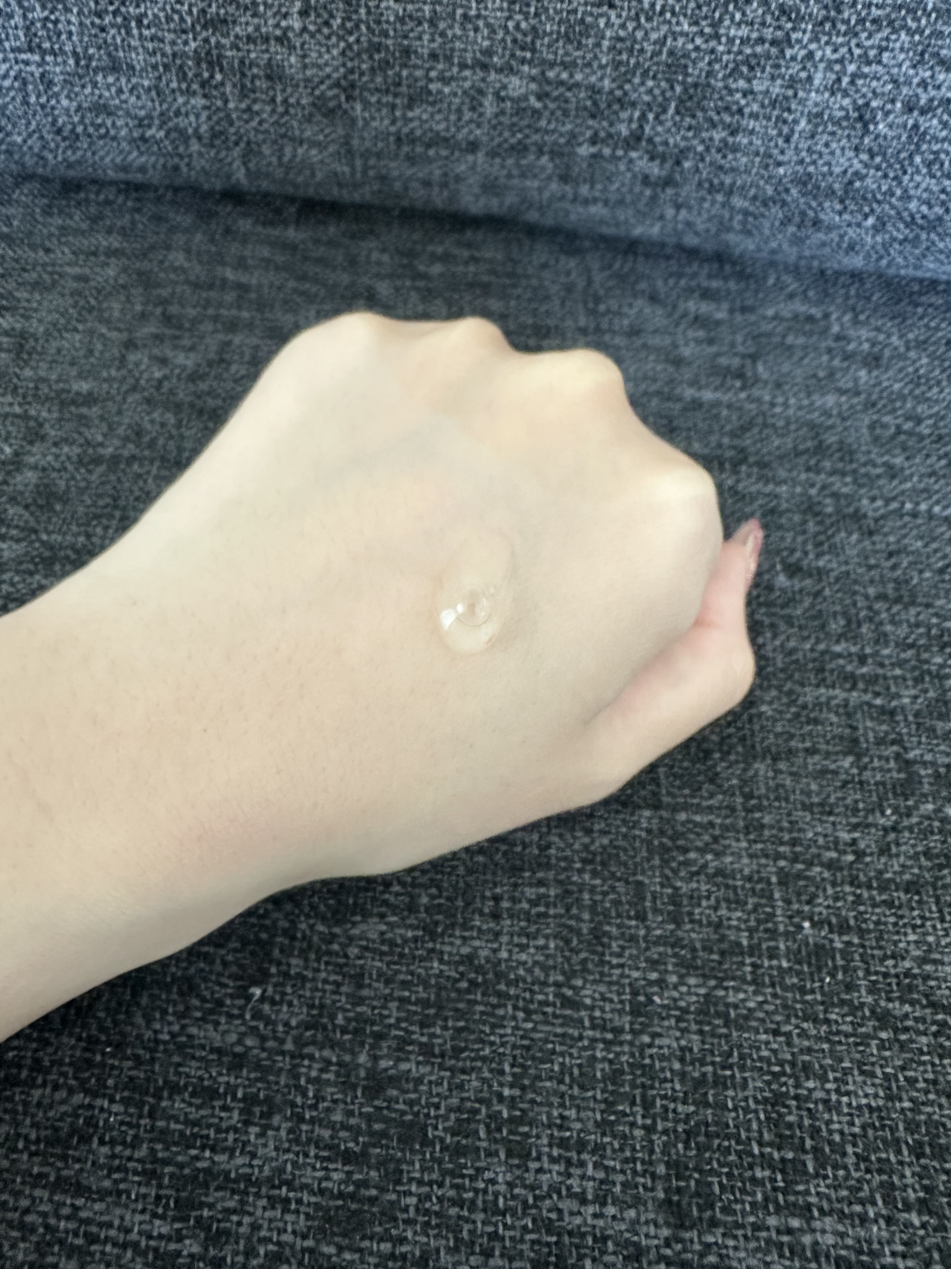 トーンブライトニング カプセルアンプル/SKIN1004/美容液を使ったクチコミ（2枚目）