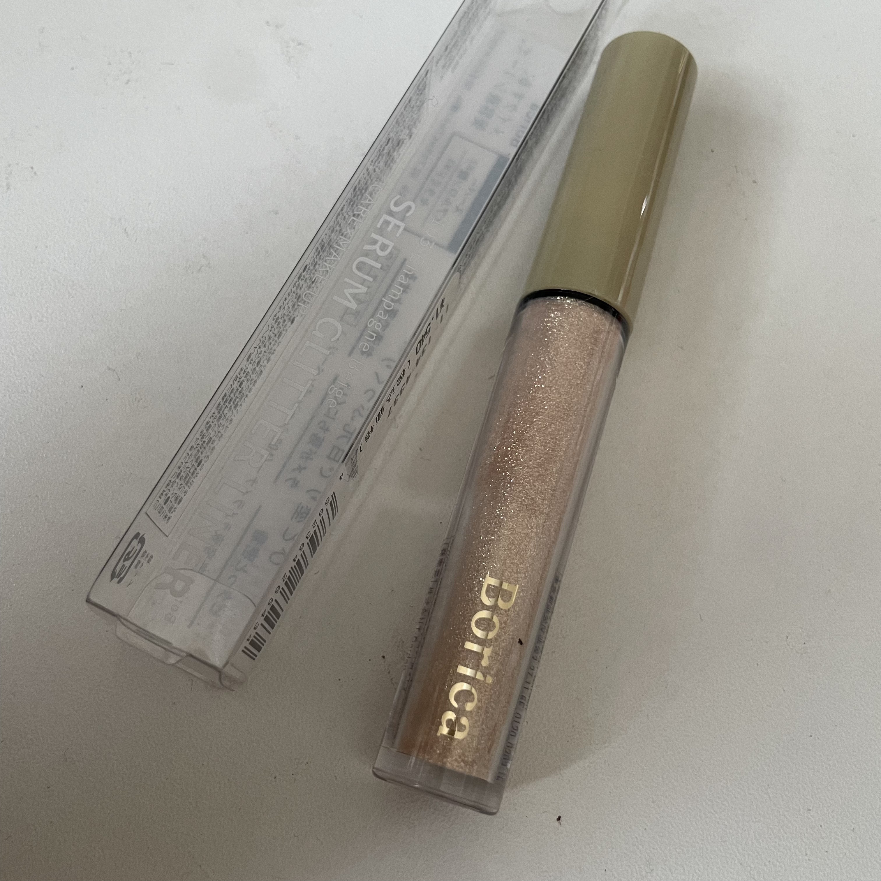 美容液ラメライナー 103 シャンパンベージュ/Borica/リキッドアイライナーを使ったクチコミ（1枚目）