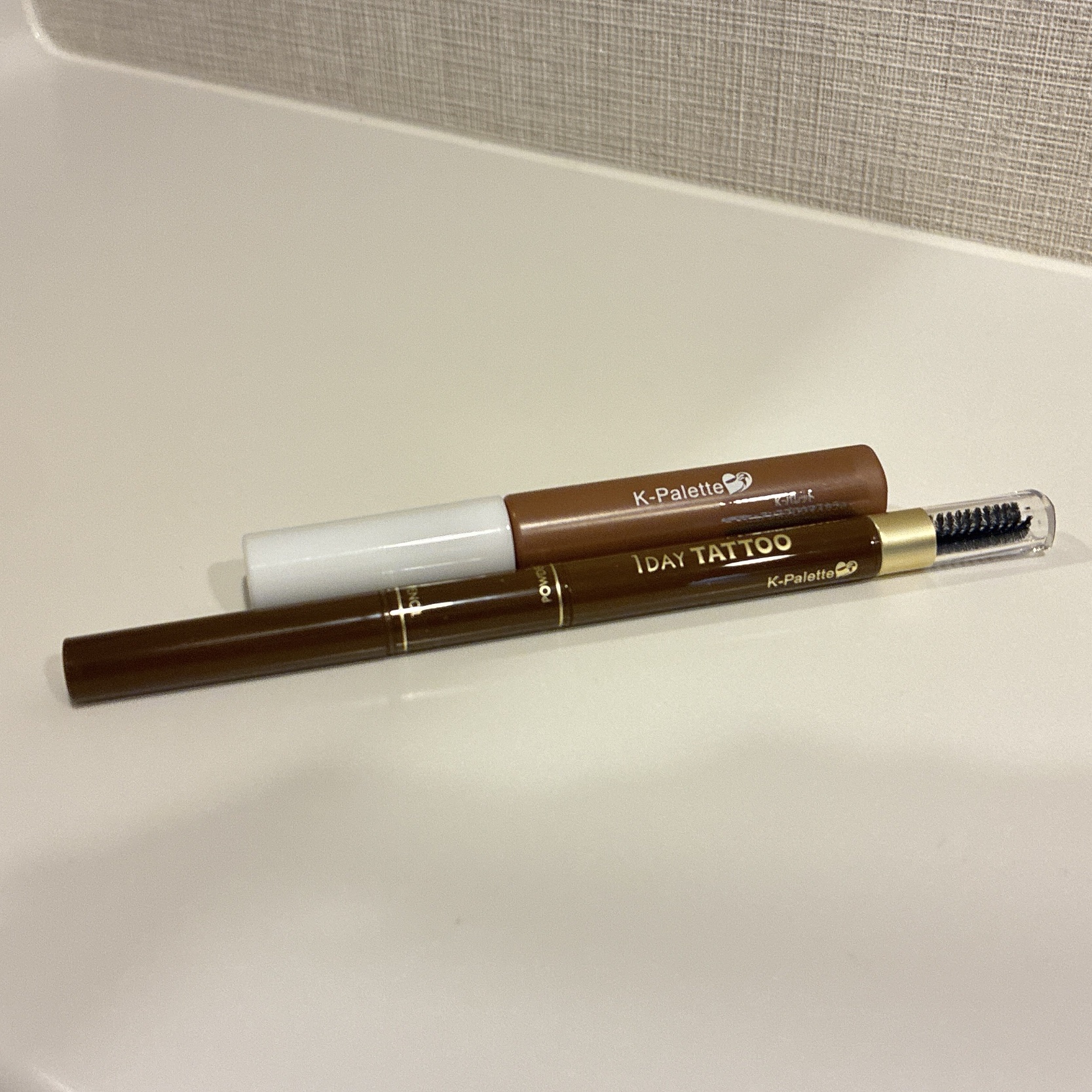 スリーウェイアイブロウペンシル 02 ナチュラルブラウン/K-パレット/アイブロウペンシルを使ったクチコミ（2枚目）