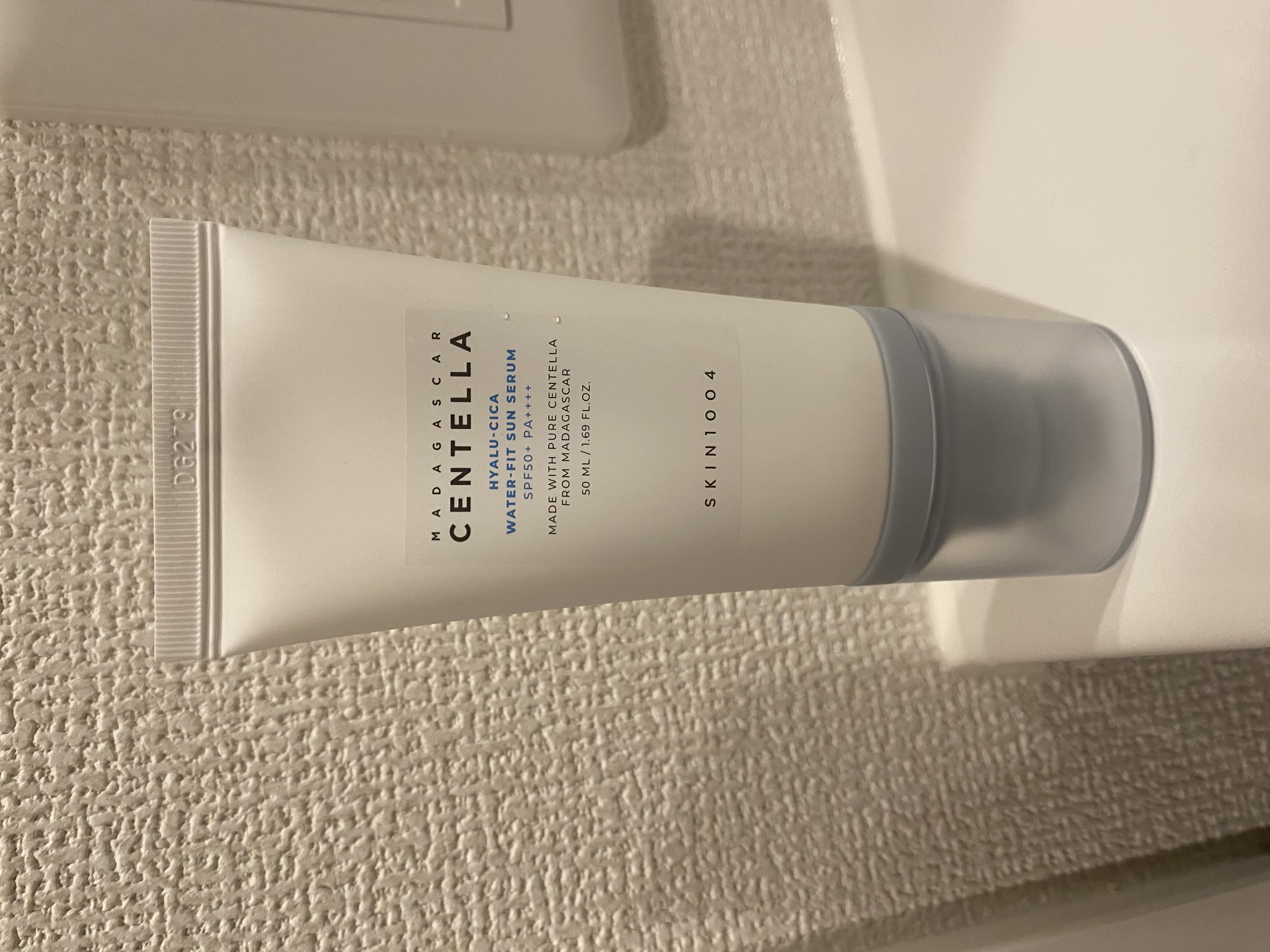 ヒアルーシカ ウォーターフィット サンセラム/SKIN1004/日焼け止めローションを使ったクチコミ（2枚目）