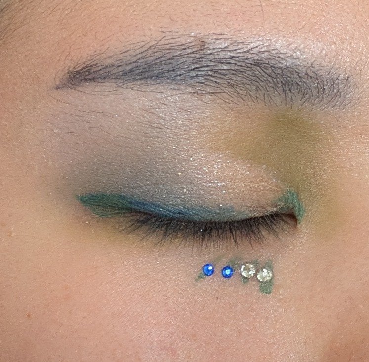 3色アイシャドウ/crayontouch-me/アイシャドウパレットを使ったクチコミ(4枚目)