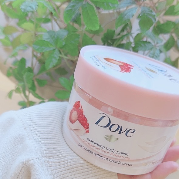 
【Dove ふわとろ クリーミースクラブ ザクロ＆シアバター 298g】

これはリニューアル前のもの！
この香りと使用感が好きでリピートしている꙳⸌♡⸍꙳

リニューアルした方も現在使用中✨️
パッケージはこっちの方が好き‪ ( ˙³˙