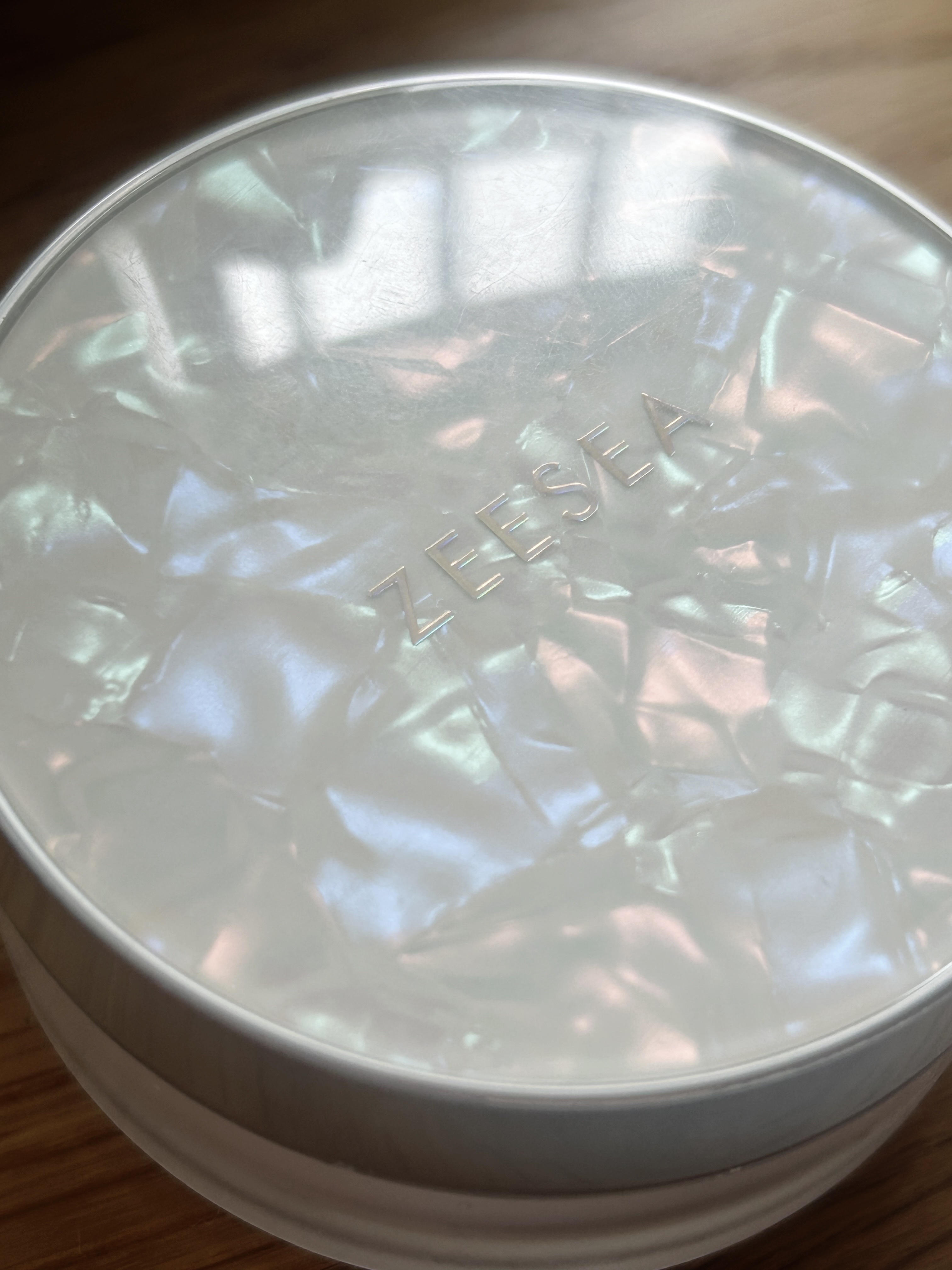 ZEESEA 「ゼロ」粉感皮脂コントロールルースパウダー/ZEESEA/ルースパウダーを使ったクチコミ（1枚目）