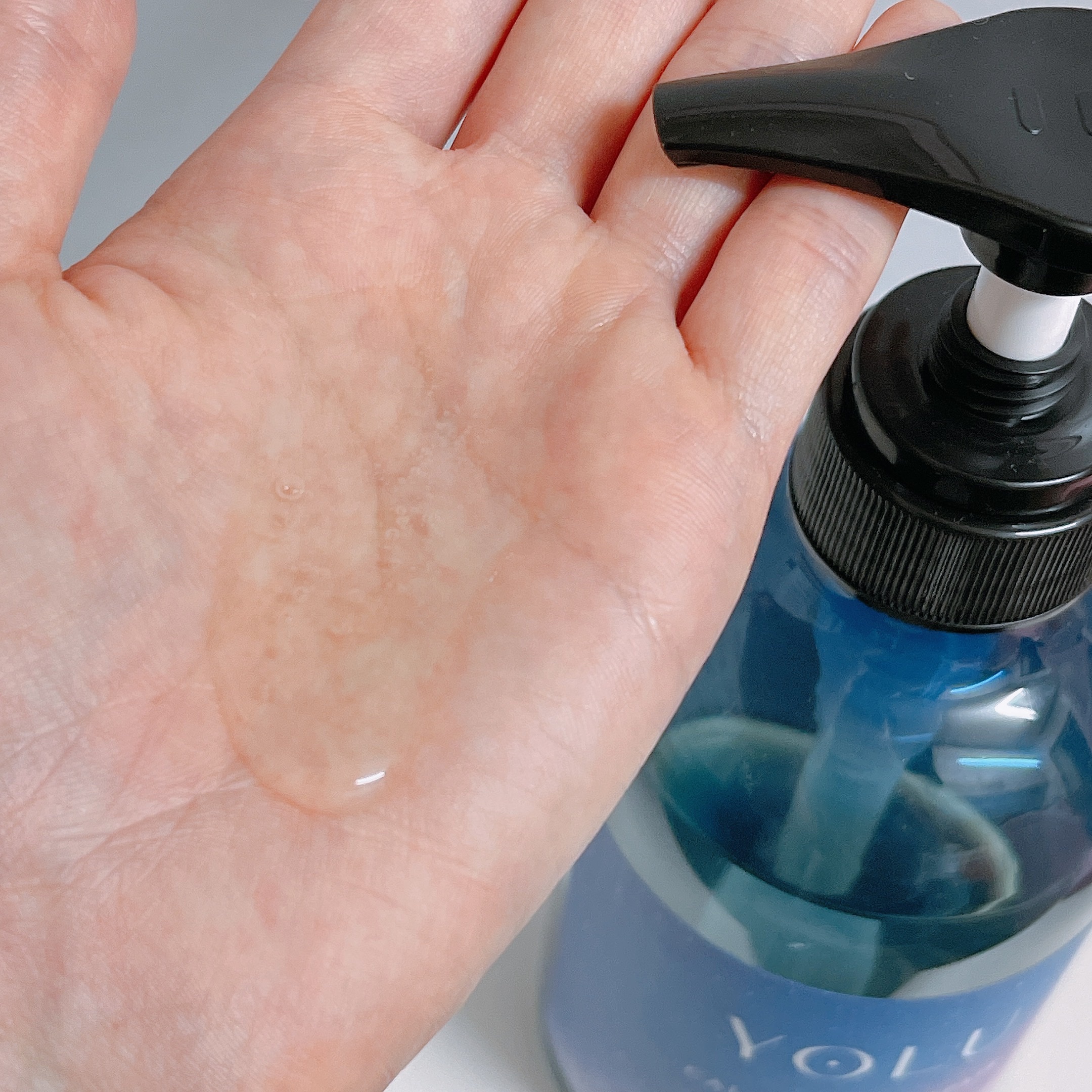 カームナイトリペアシャンプー／トリートメント/YOLU/シャンプー・コンディショナーを使ったクチコミ（2枚目）