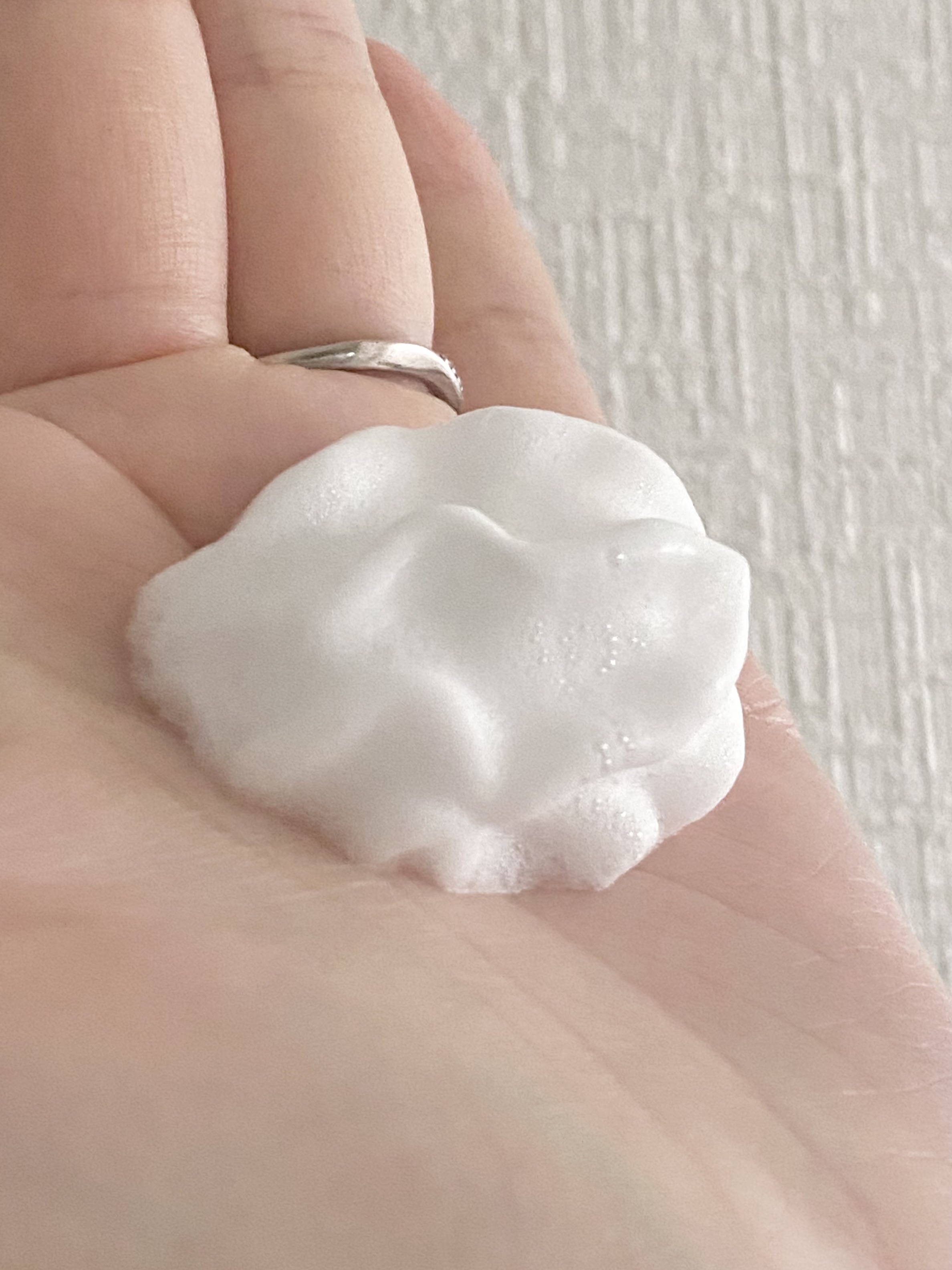 ビオレu ザ ボディ 泡タイプ モイスチャースムース 気分やすらぐアールグレイの香り/ビオレu/ボディソープを使ったクチコミ（2枚目）