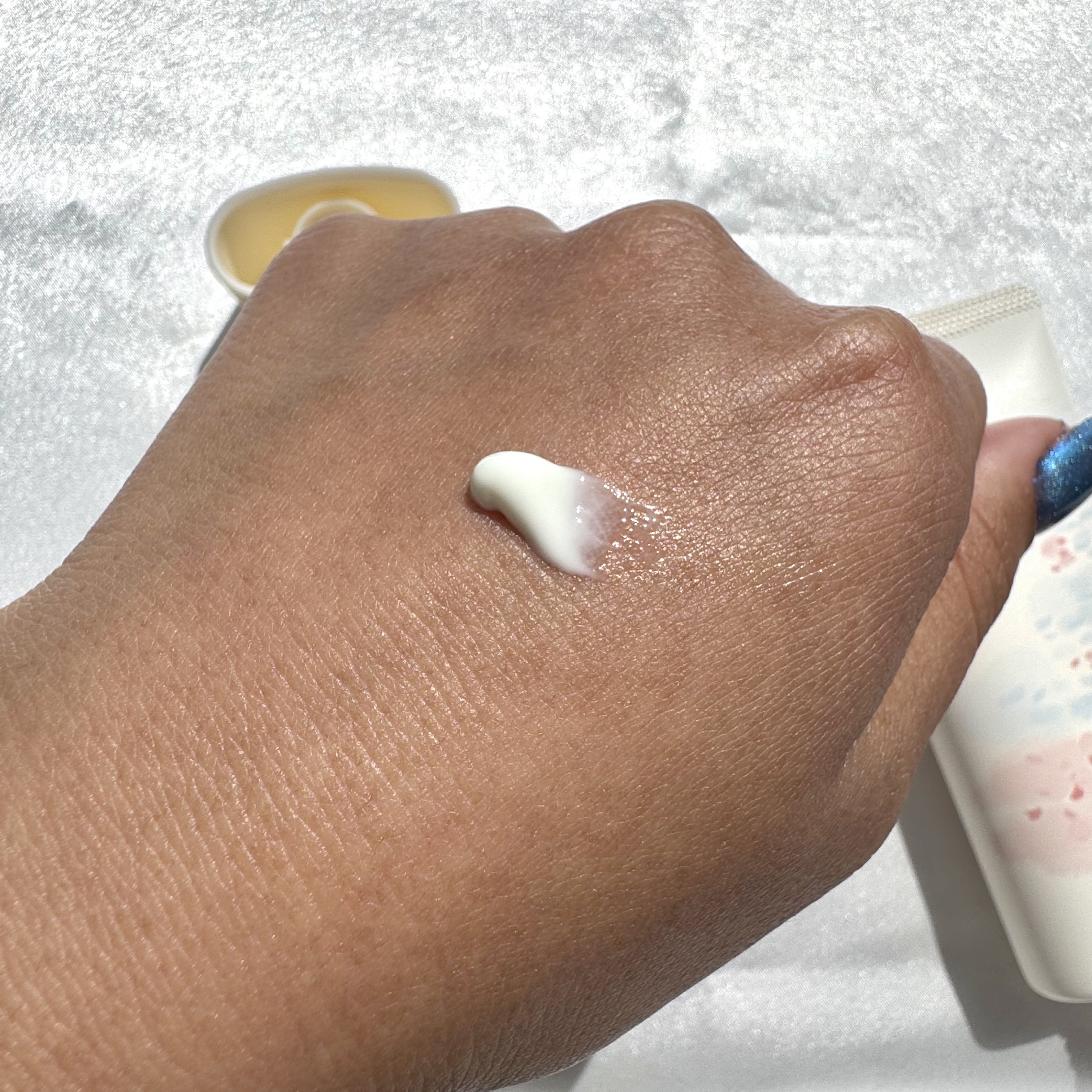 プロテクティブ UVエッセンス/excel/日焼け止めローションを使ったクチコミ（2枚目）