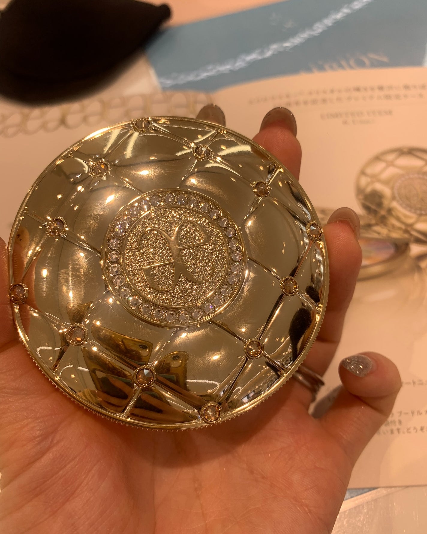 ラ プードル オートニュアンス/Elégance/プレストパウダーを使ったクチコミ(1枚目)