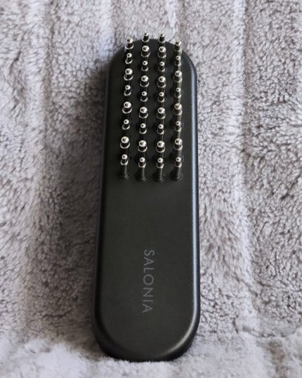 SALONIA サロニア EMSリフトブラシ 3Dケアのクチコミ「
ドライヤーで安定の人気を誇るSALONIAさんから
1台で全身ケアが叶うEMSリフトブラ.....」(3枚目)