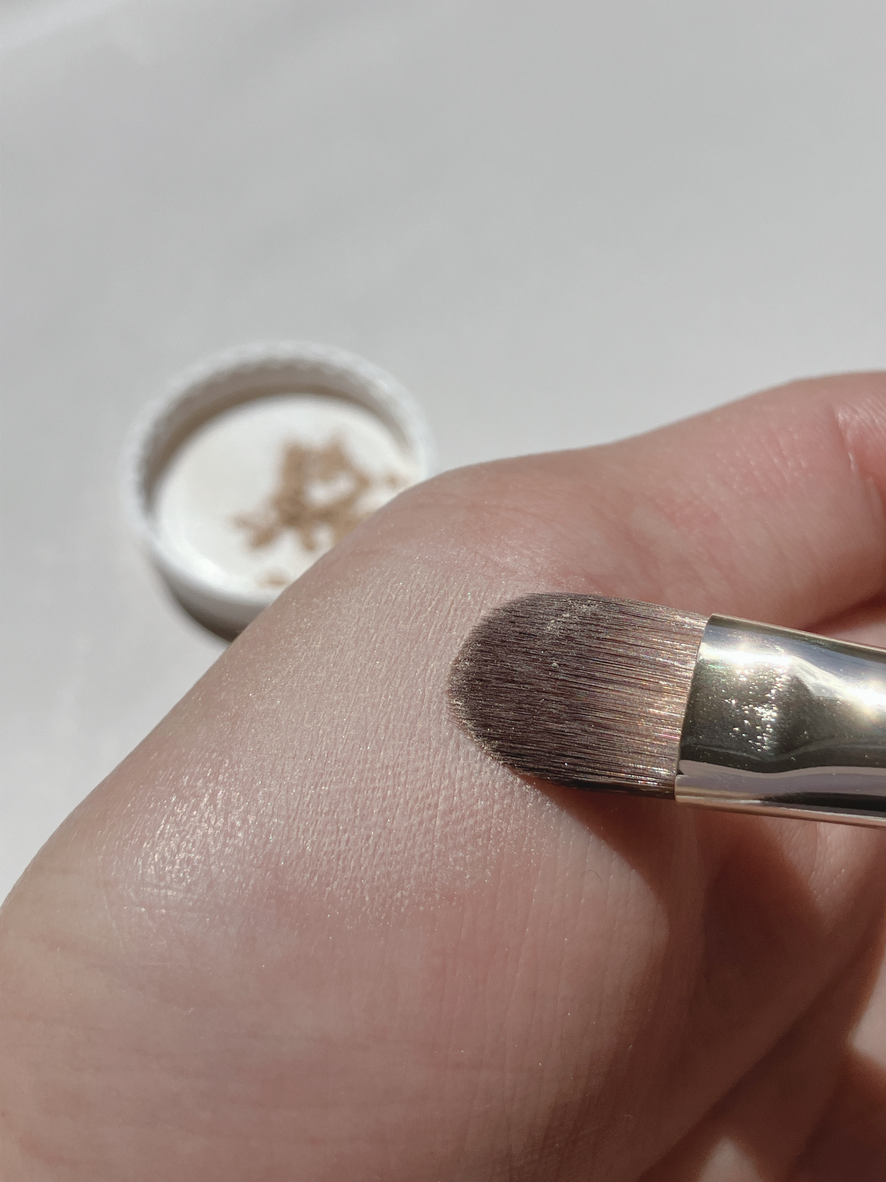 薬用コンシーラー アクネプロテクター/ONLY MINERALS/パウダーコンシーラーを使ったクチコミ（3枚目）