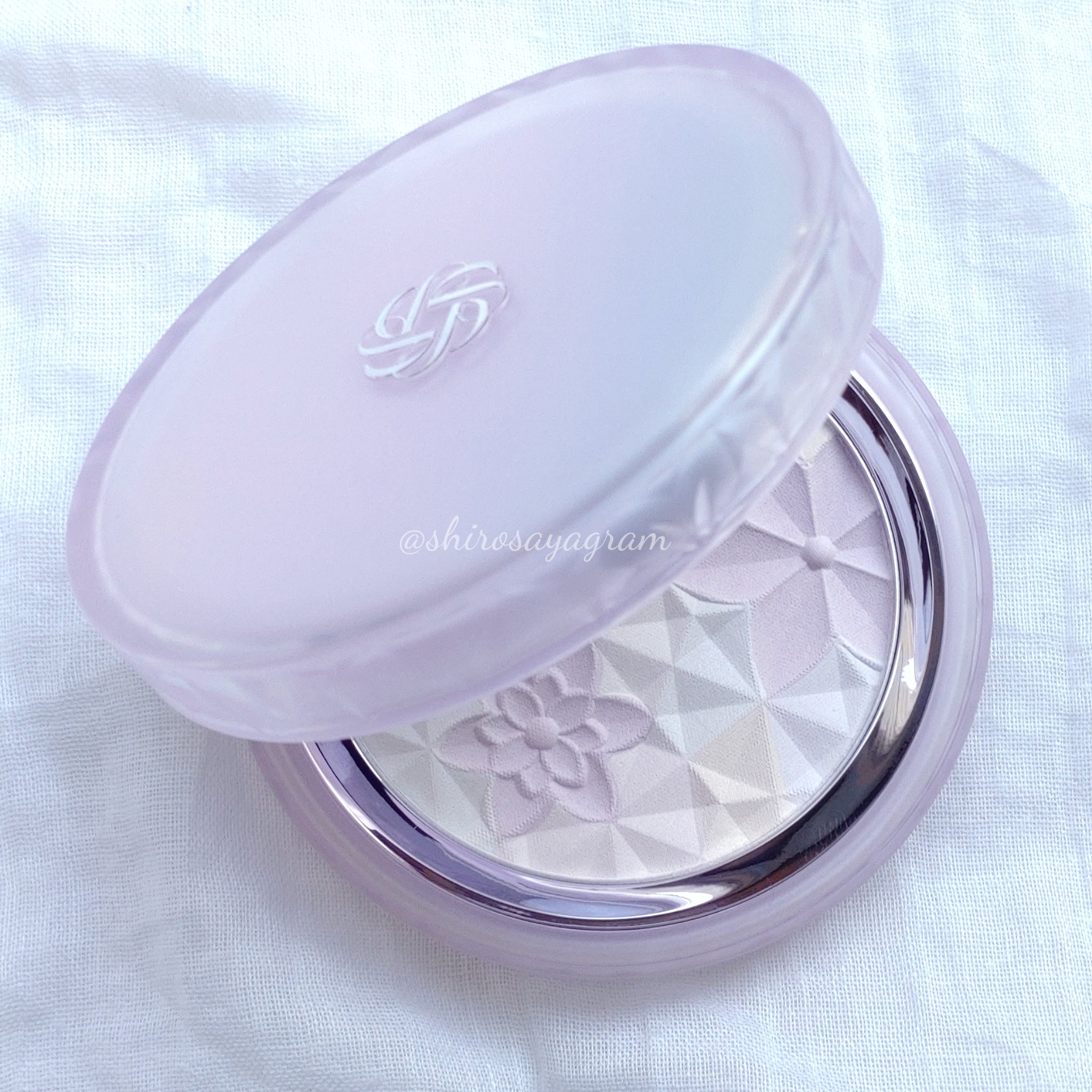 ＡＱ　オーラ リフレクター/DECORTÉ/プレストパウダーを使ったクチコミ（3枚目）