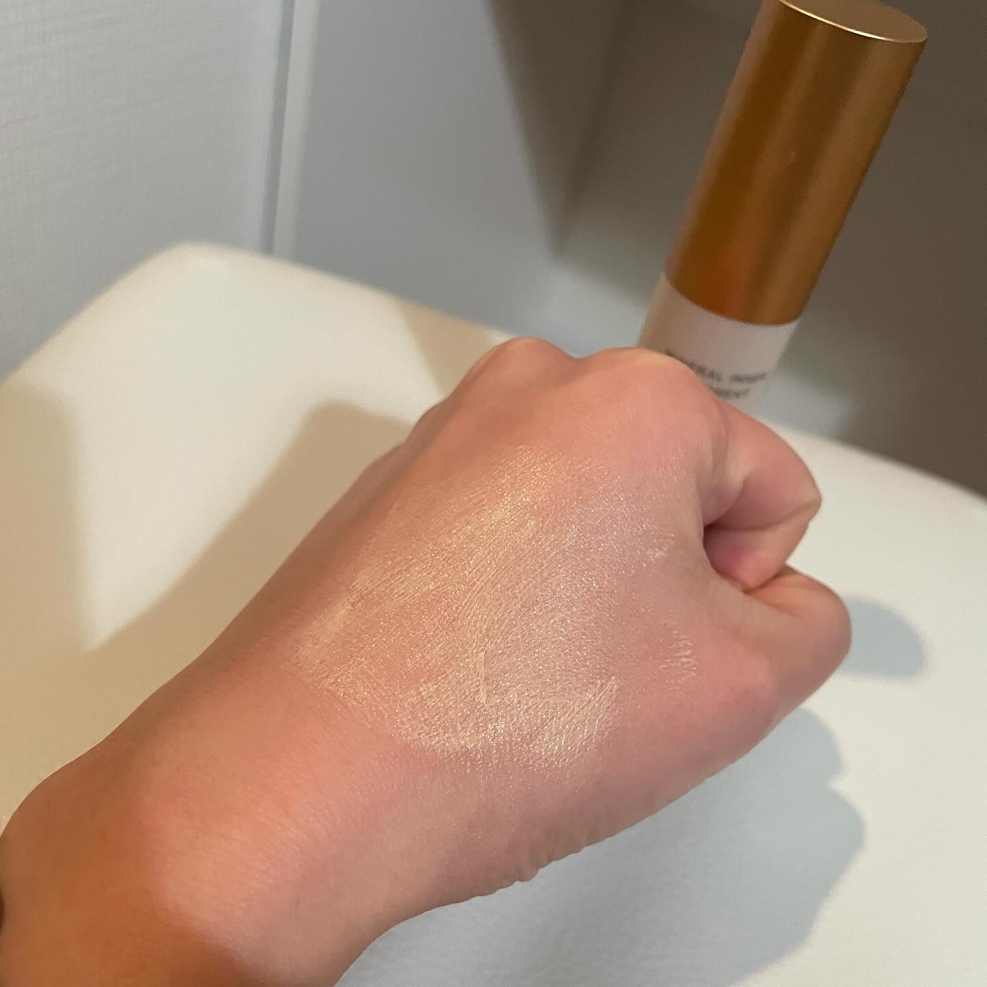 ミネラルインナートリートメントベース/エトヴォス/化粧下地を使ったクチコミ（2枚目）