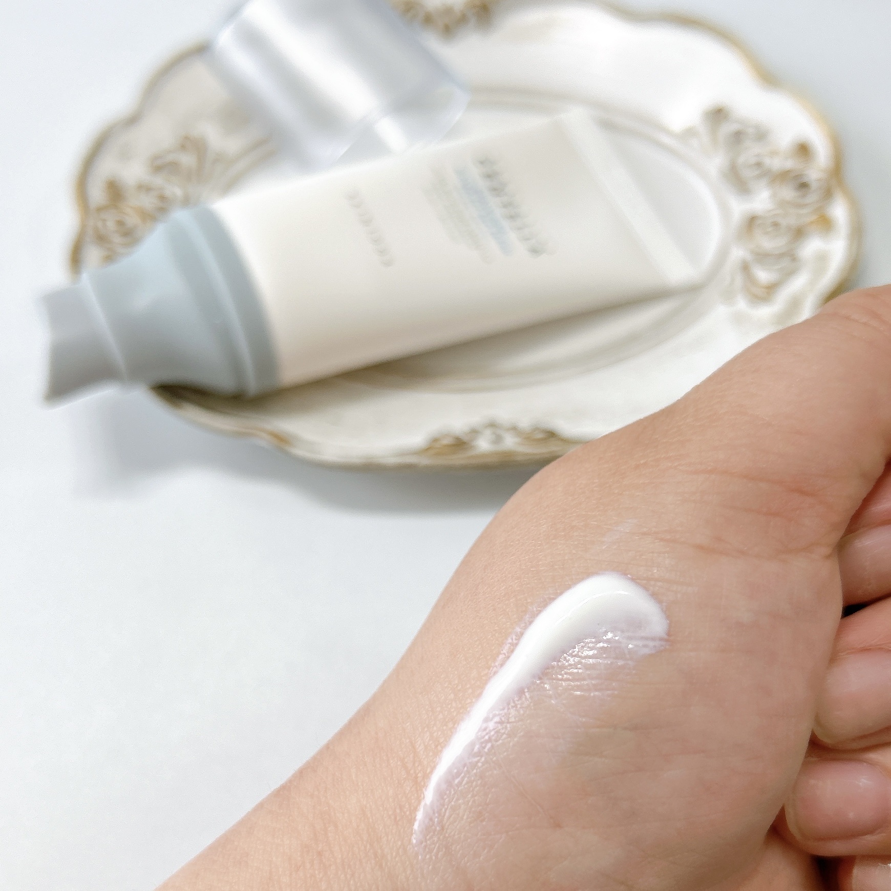 ヒアルーシカ ウォーターフィット サンセラム/SKIN1004/日焼け止めローションを使ったクチコミ（3枚目）