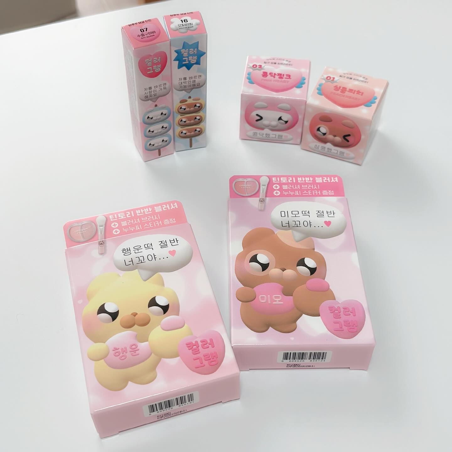 #item： @colorgram.official @colorgram_jp 🎨💞

とっても可愛いお届けものが🥹🩷
colorgramのヌヌさんコラボアイテム🎀
チークのピンクモチデュオは大好きすぎてリピートアイテム🫶🏻