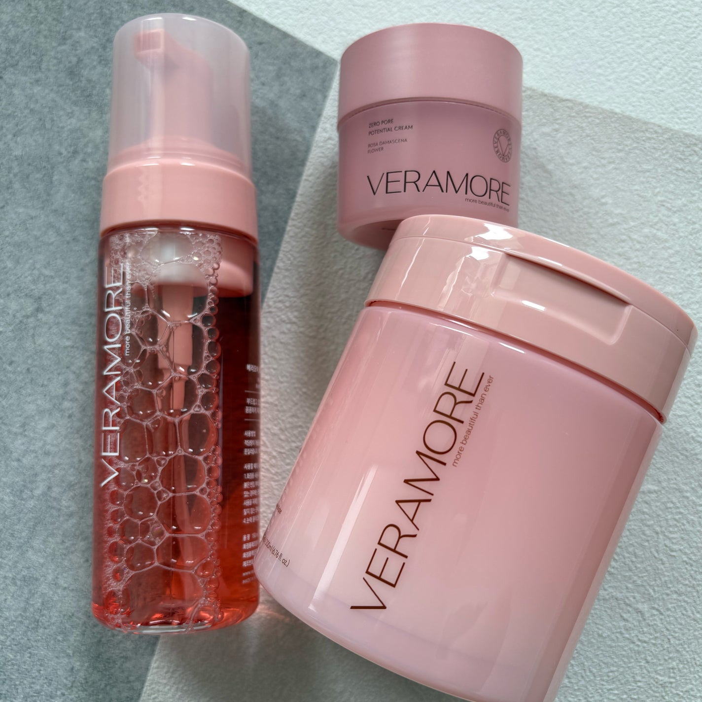 Kou. on LIPS 「【VERAMORE3商品】ローズ🌹とティーツリー🌿の上品な香..」(1枚目)