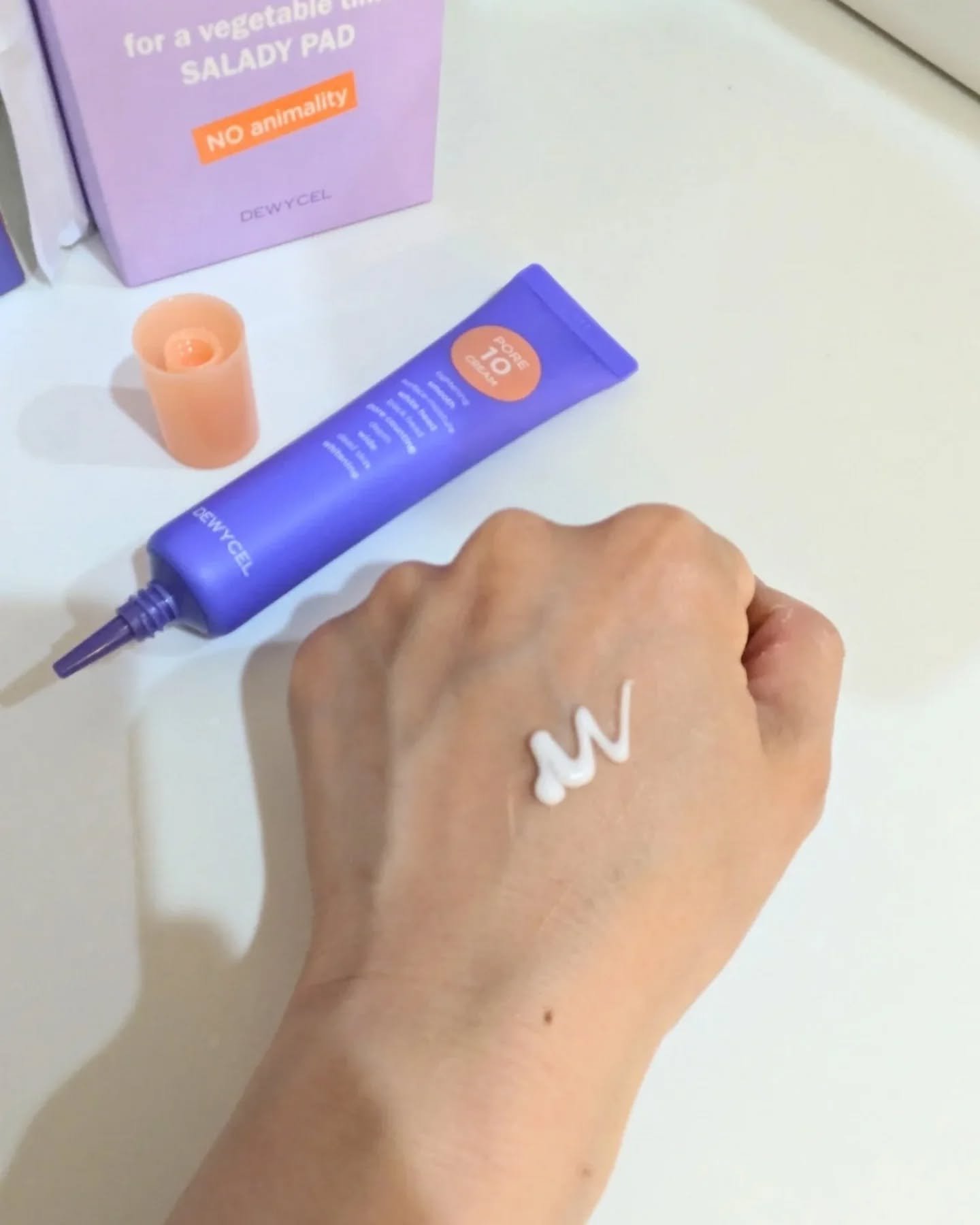 ポアーテンクリーム/DEWYCEL/化粧下地を使ったクチコミ（2枚目）