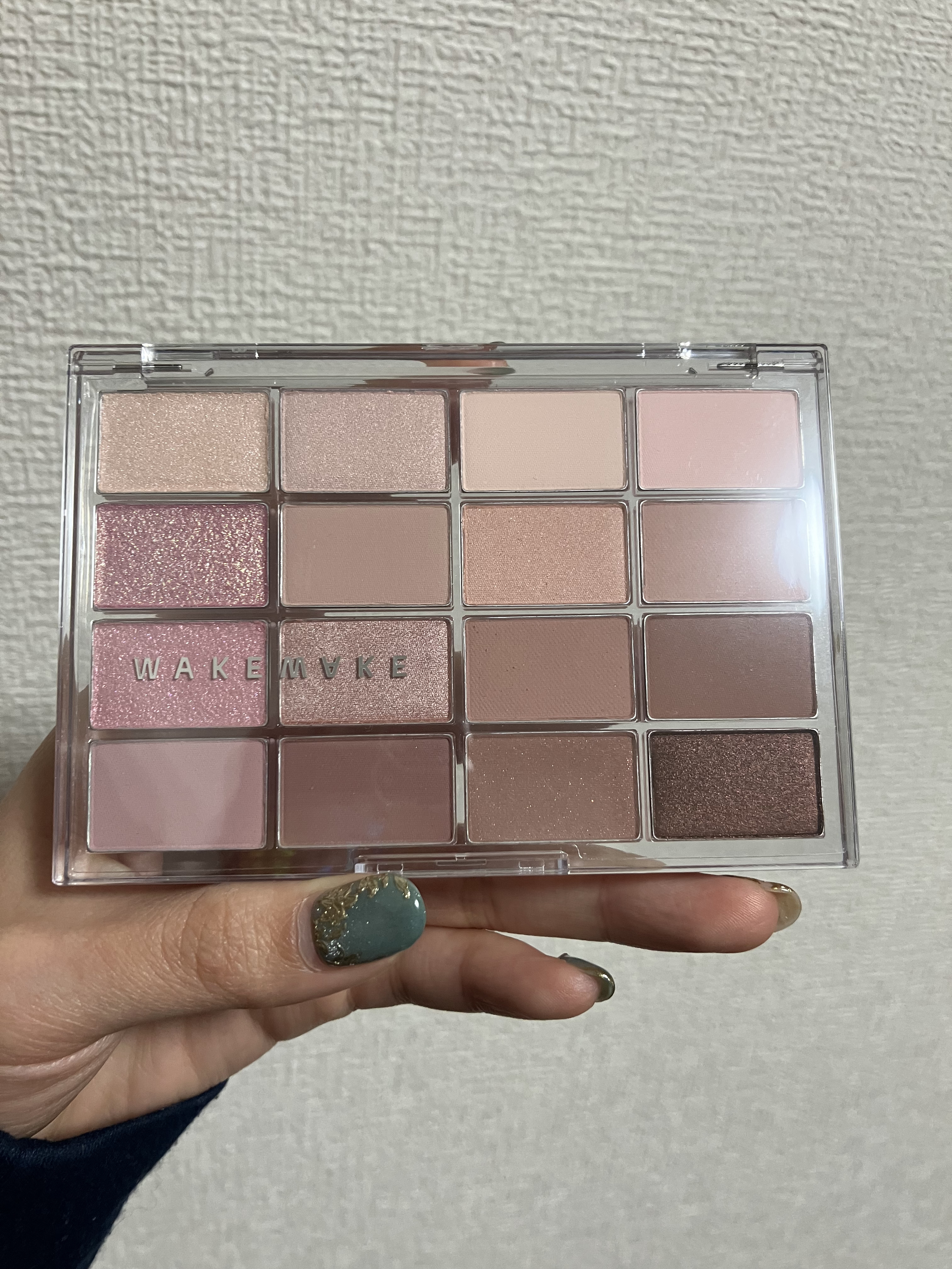 ソフトブラーリングアイパレット/wakemake/アイシャドウパレットを使ったクチコミ（1枚目）