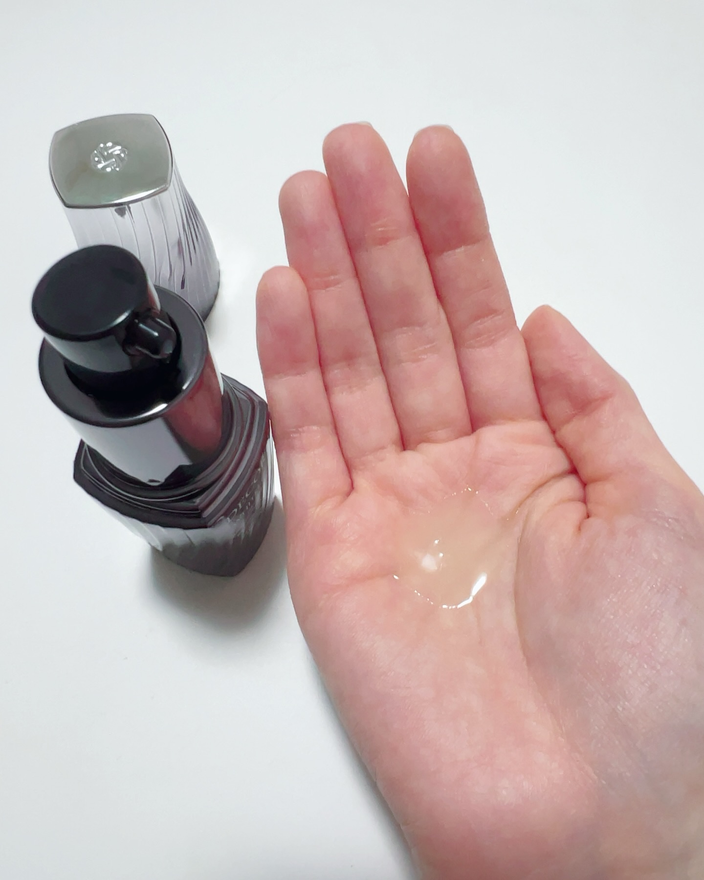 ホワイトロジスト　ネオジェネシス　ブライトニング コンセントレイト/DECORTÉ/美容液を使ったクチコミ（3枚目）