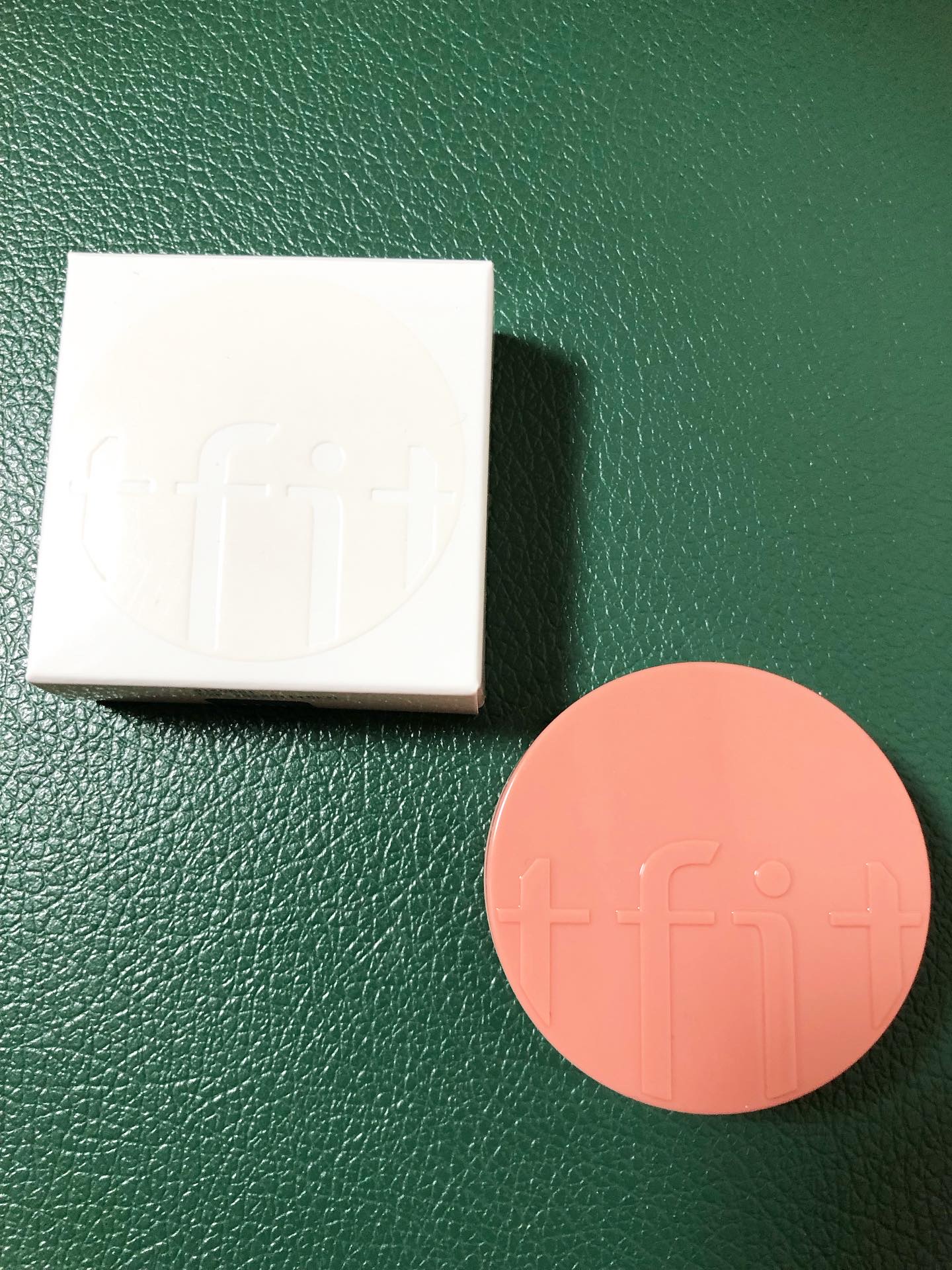 フラッフィーベルベットクッションチーク /TFIT/ジェル・クリームチークを使ったクチコミ（3枚目）