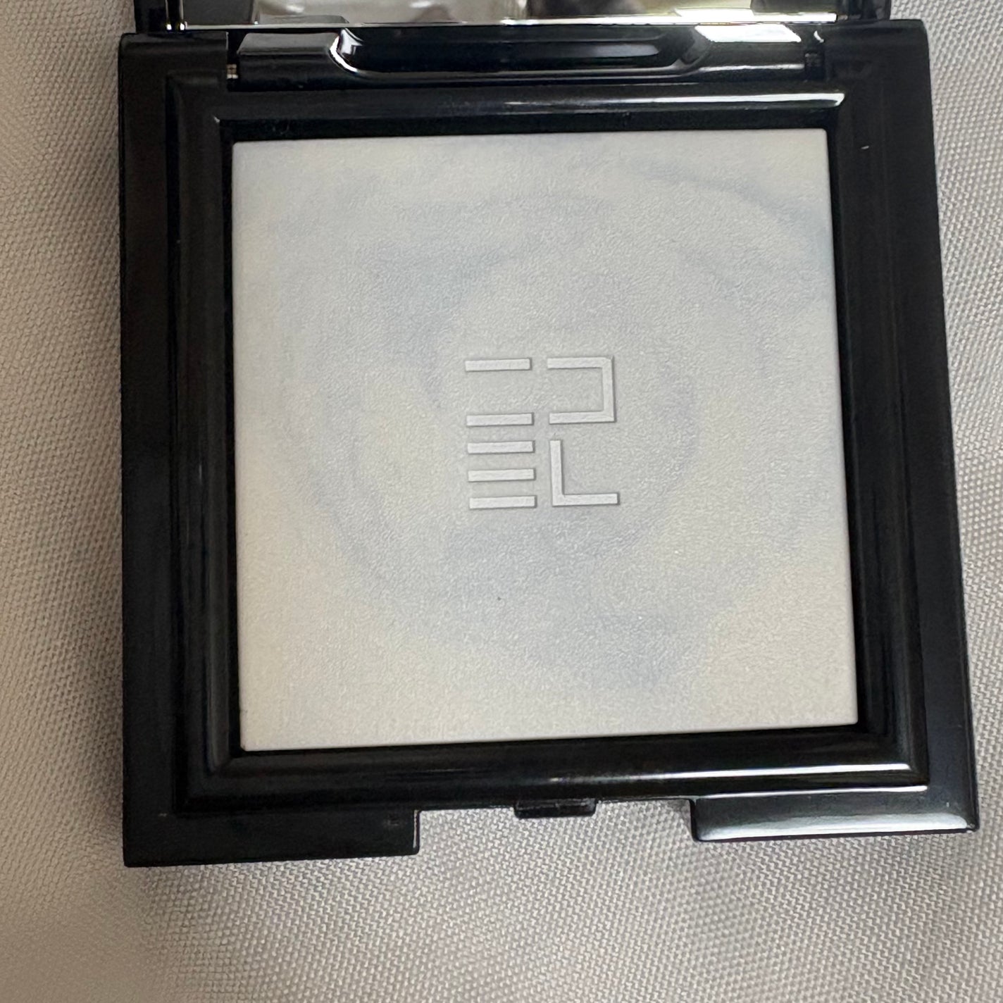 トランスルーシェントブルーリング ルースパウダー(N)/PERFECT DIARY/ルースパウダーを使ったクチコミ(2枚目)