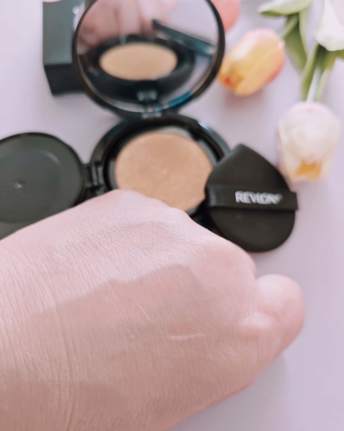 レブロン カラーステイ ロングウェア UV クッション ファンデーション/REVLON/クッションファンデーションを使ったクチコミ(6枚目)