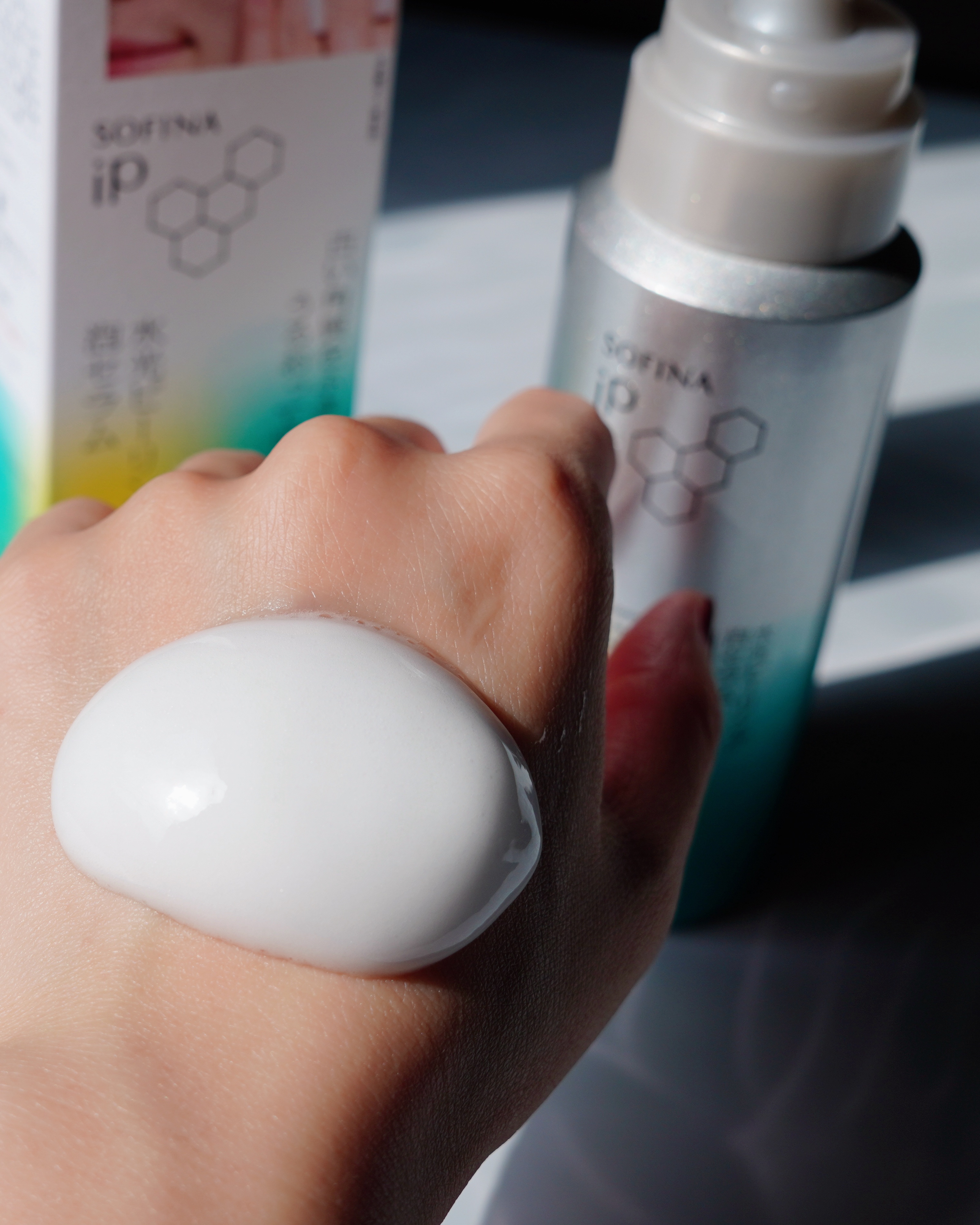 ☆3本セット☆ ソフィーナiP 水光ピーリング泡セラム 120g ふきとり美容液 高橋文哉さんが魅せる、水光肌。SOFINA iPの新商品「水光ピーリング泡